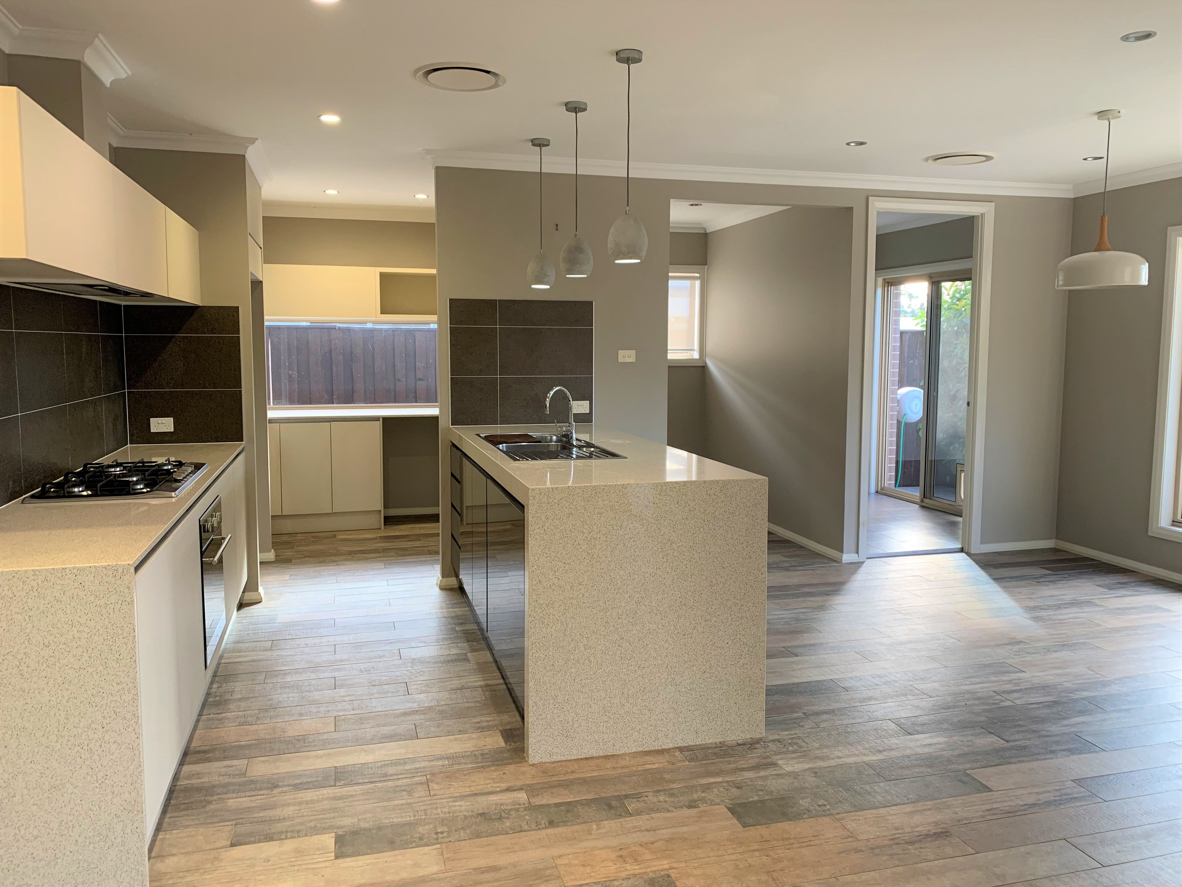 5 Grand Parade, Rutherford, NSW 2320