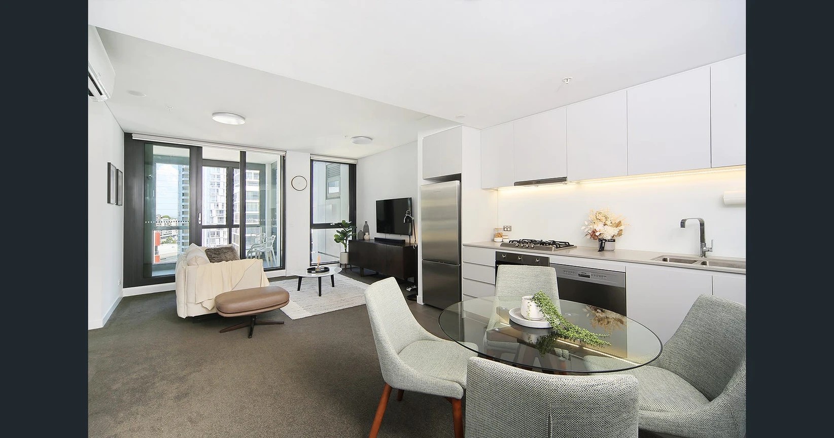 805/9 Brodie Spark Drive, Wolli Creek, NSW 2205