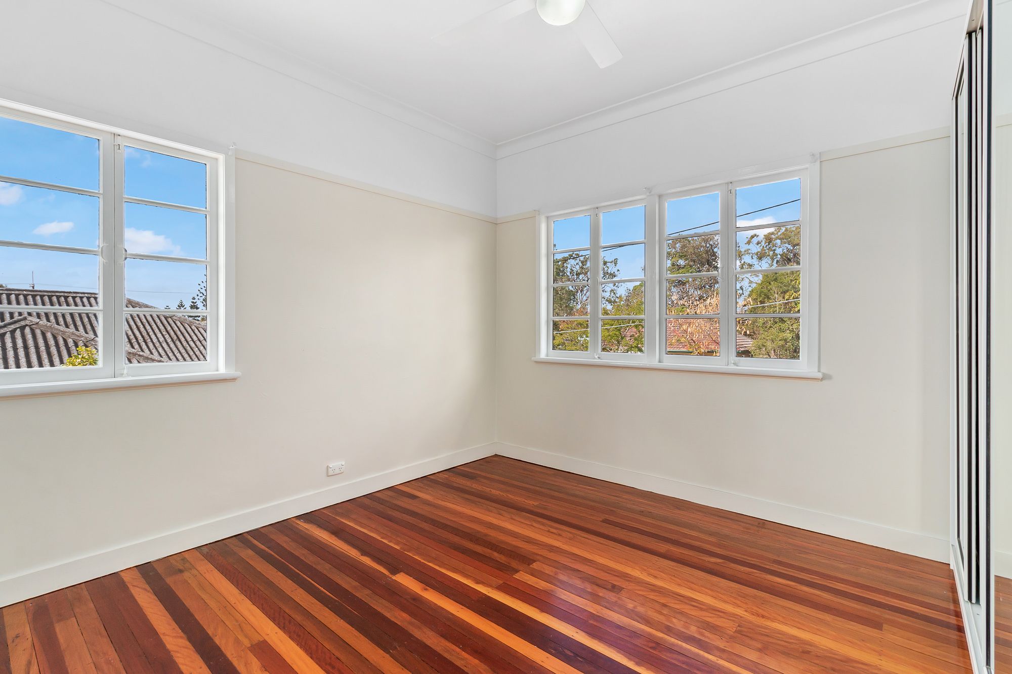 24 Midgley Street — photo 7 of 9
