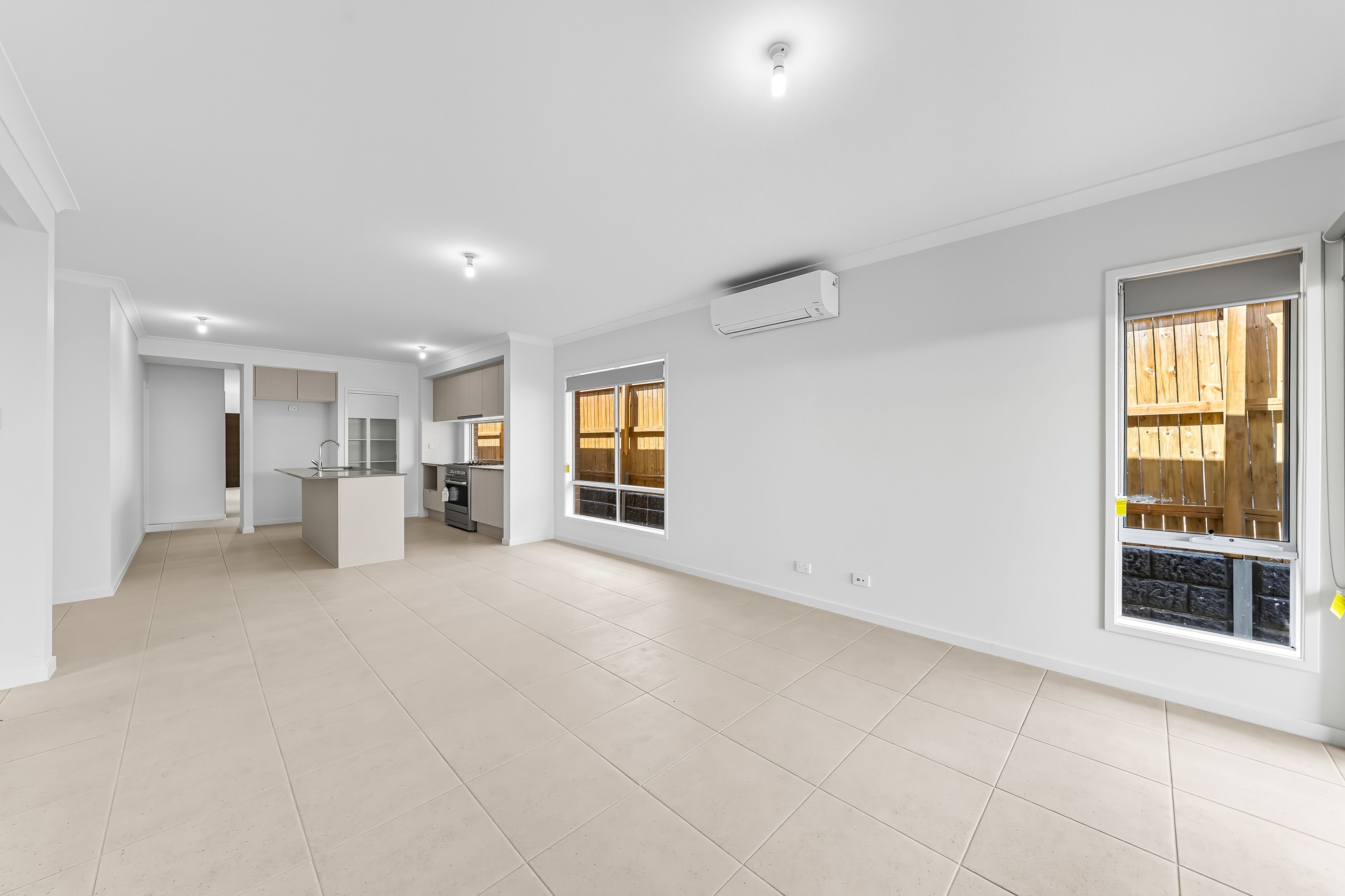 13 Jockey Crescent, South Ripley, QLD 4306