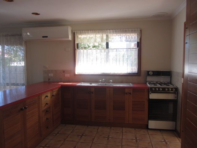 4/379 Parnall Street, Lavington, NSW 2641