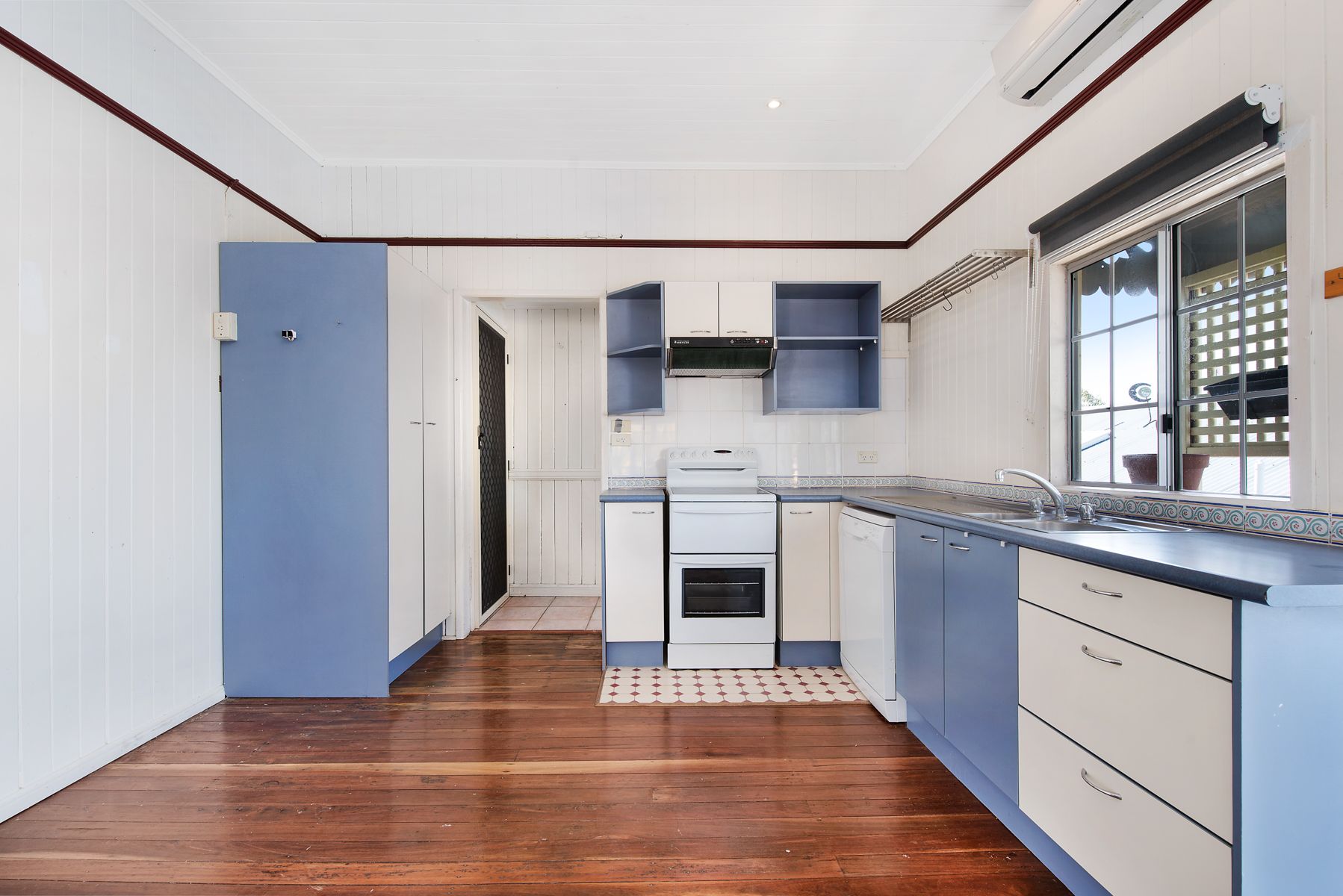 18 Greenup Street, Redcliffe, QLD 4020