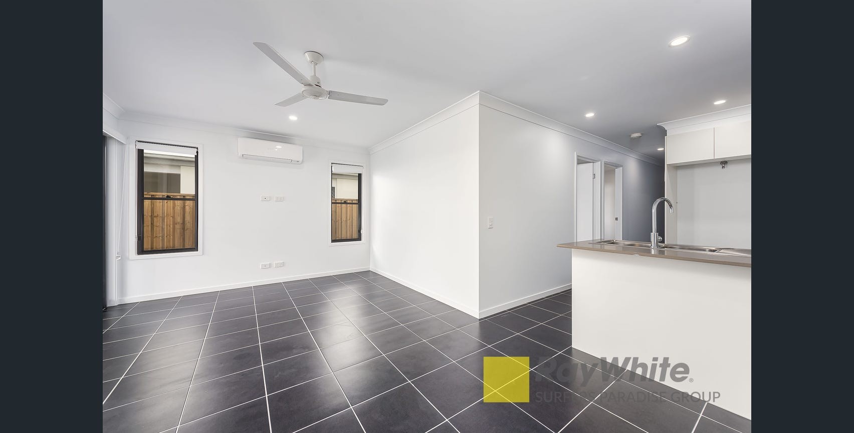 1/27 Dorchester Close, Pimpama, QLD 4209