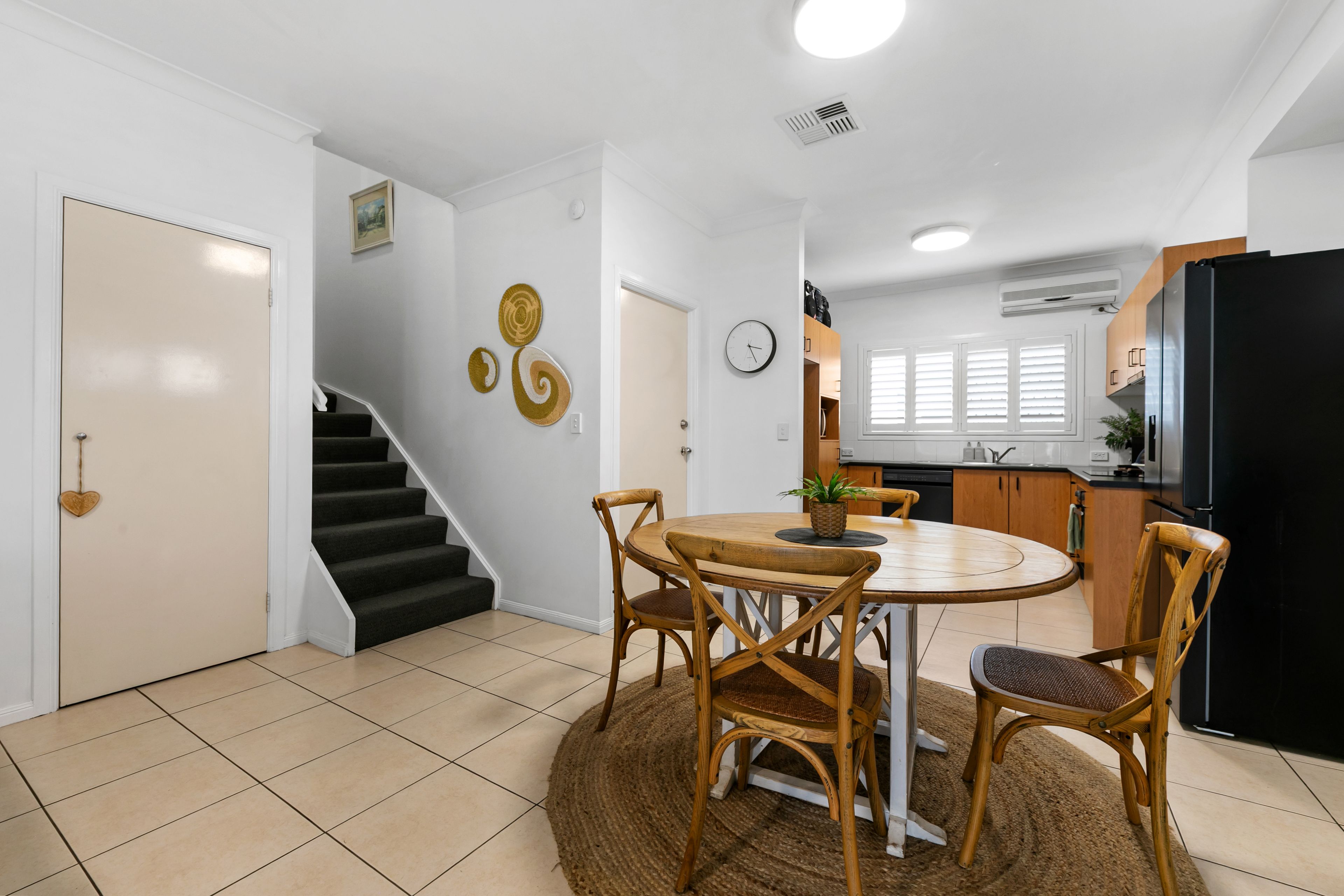 2/42 Keats Street — photo 3 of 11