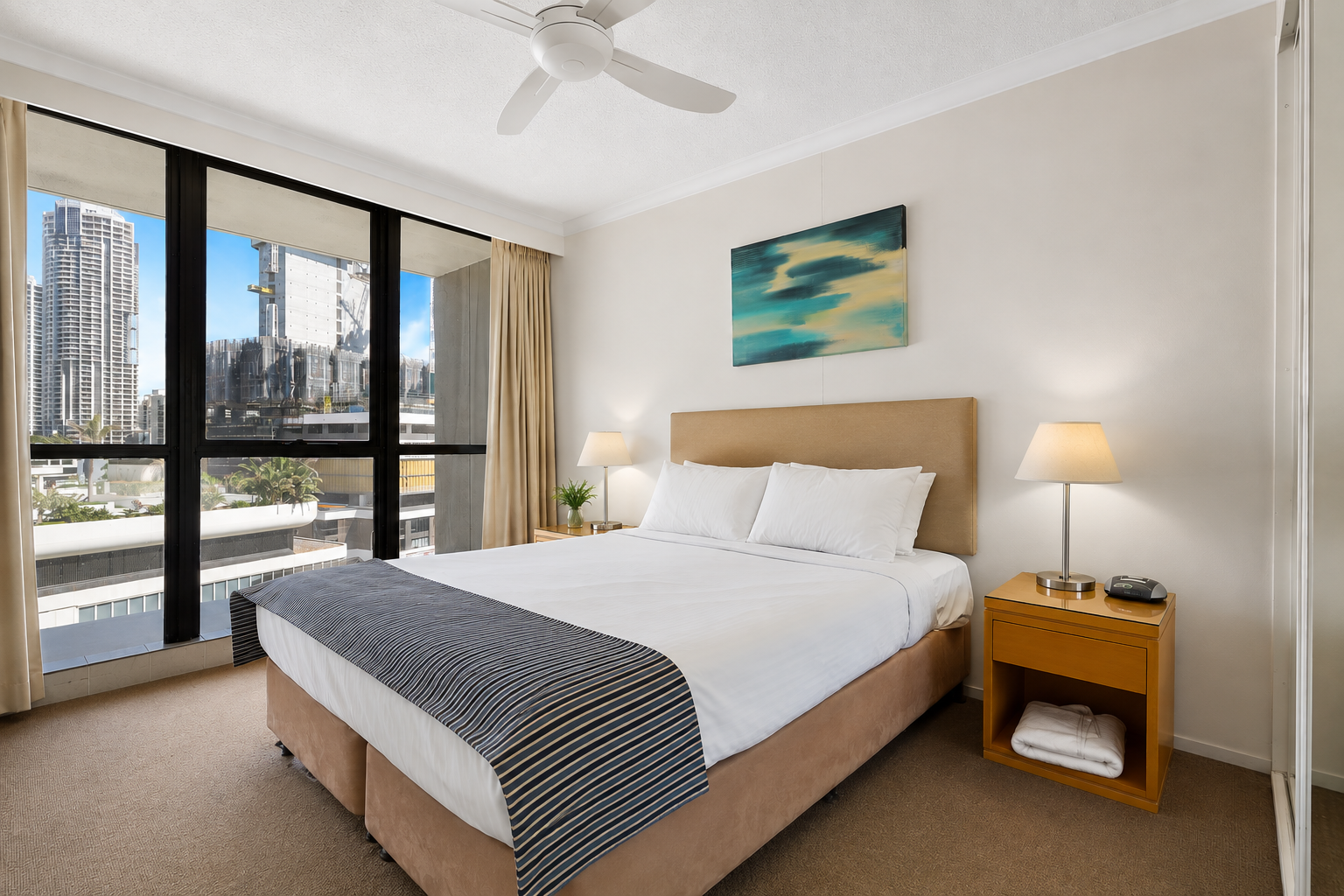 9F/3277 Surfers Paradise Boulevard — photo 7 of 16
