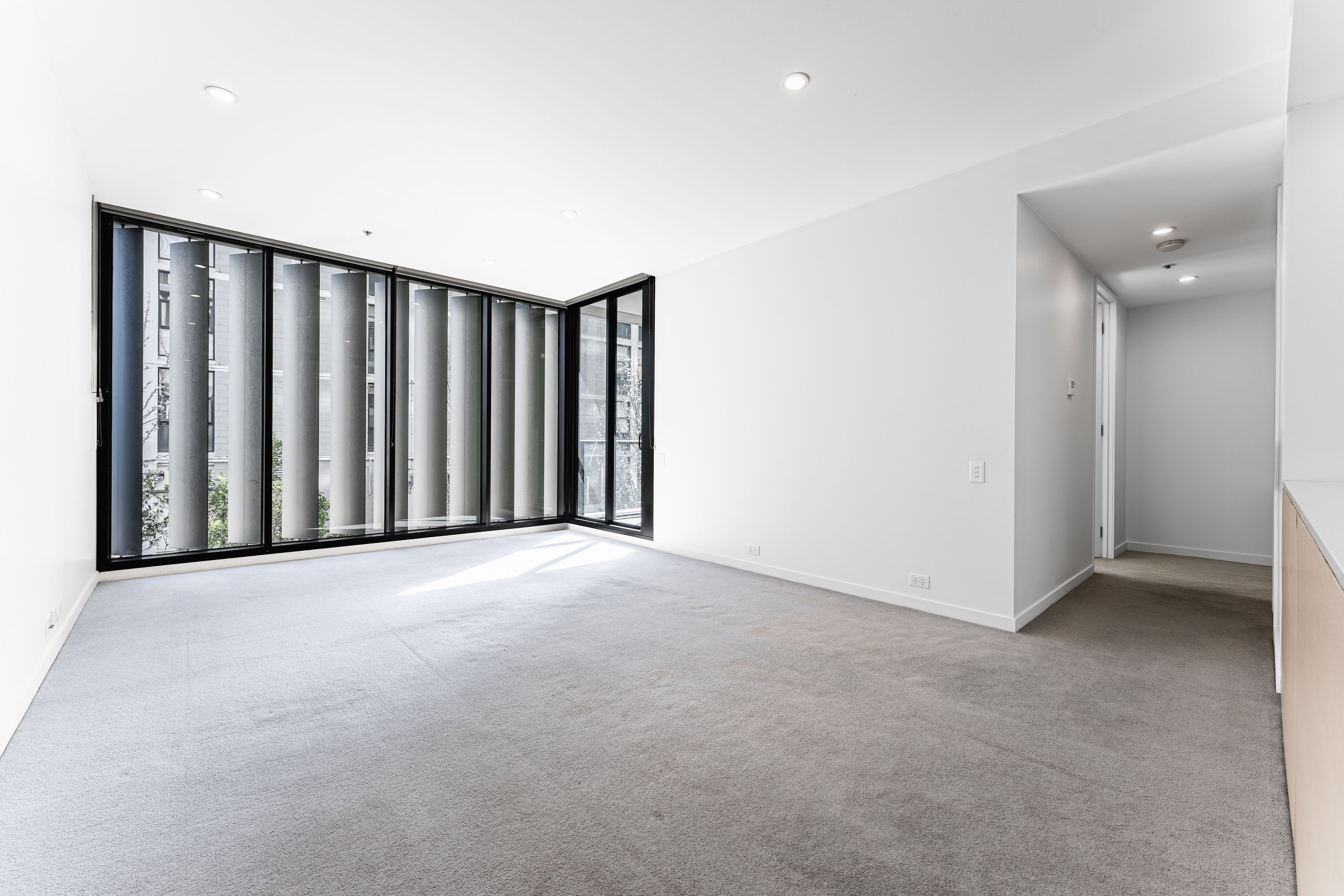 112/70 Queens Road, Melbourne, VIC 3004