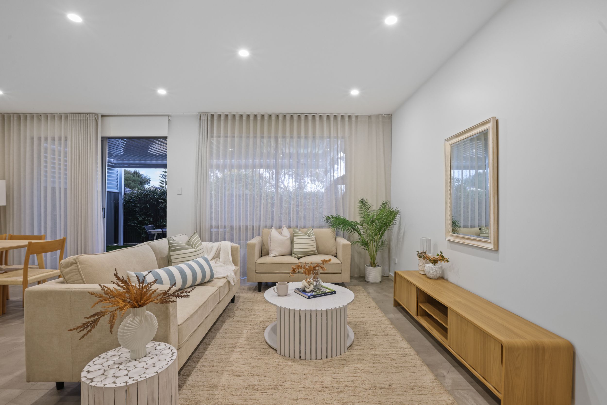 8/432 Seaview Road — photo 5 of 25