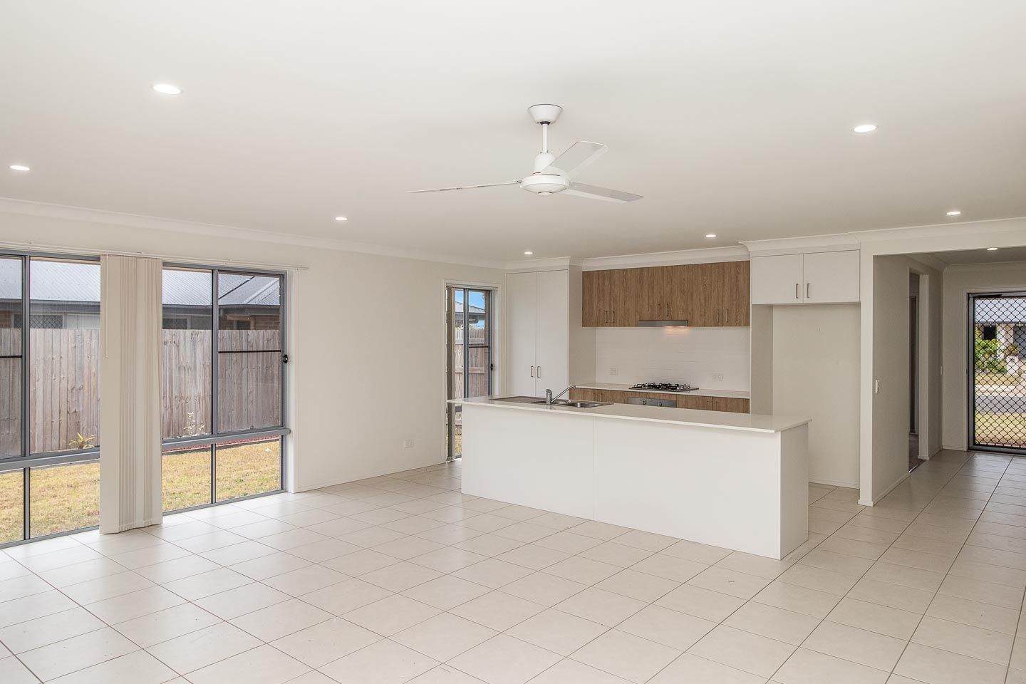 61 Blaxland Road, Urraween, QLD 4655