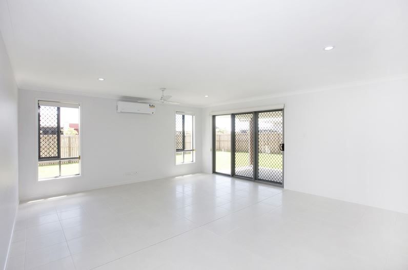11 Harrier Crescent, Peregian Springs, QLD 4573