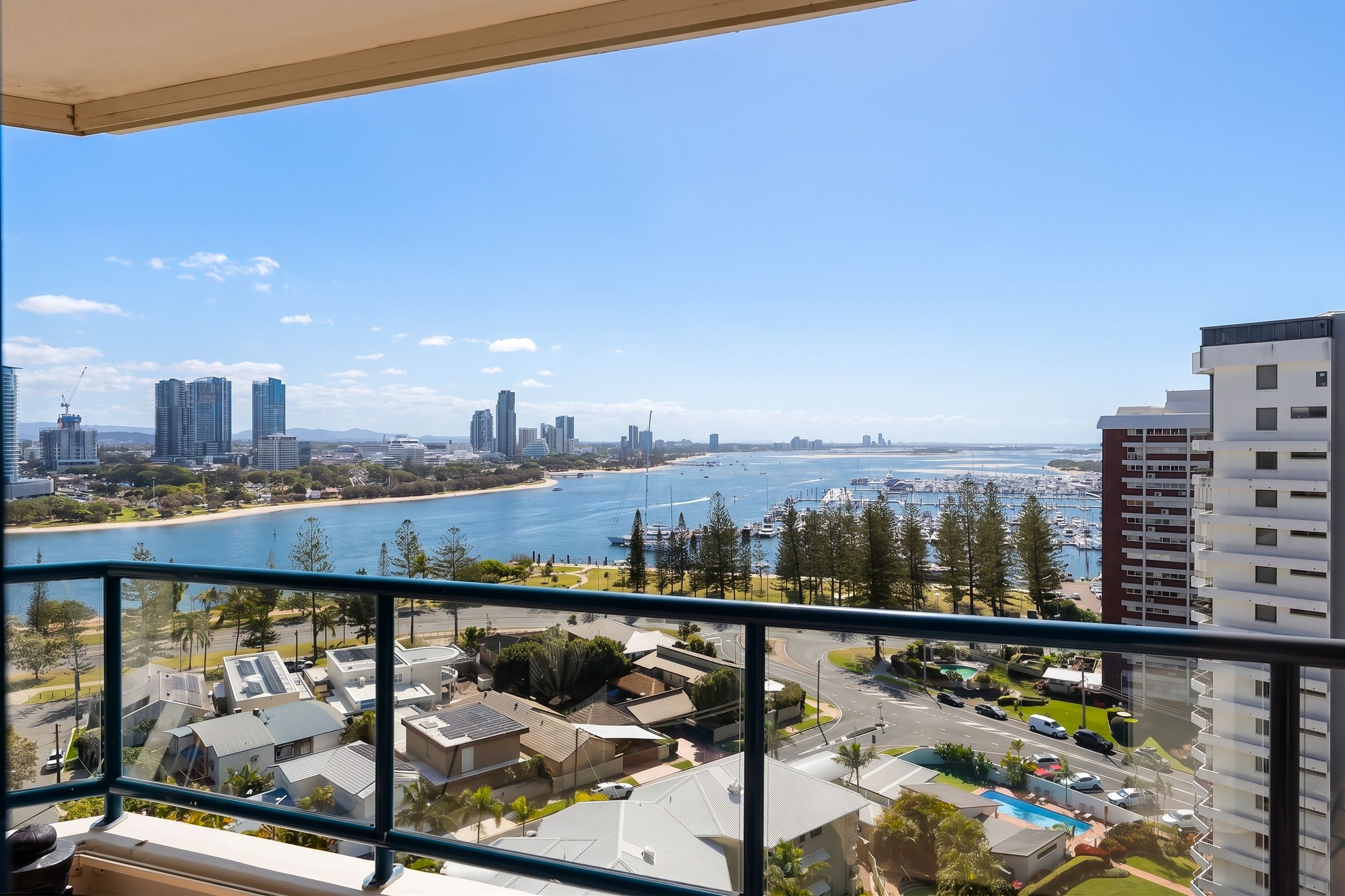 53/22 Montgomery Avenue, Main Beach, QLD 4217