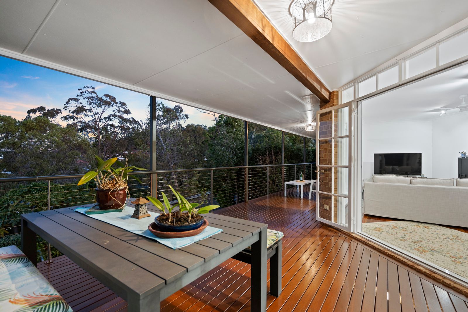 46 Gyranda Street — photo 11 of 29