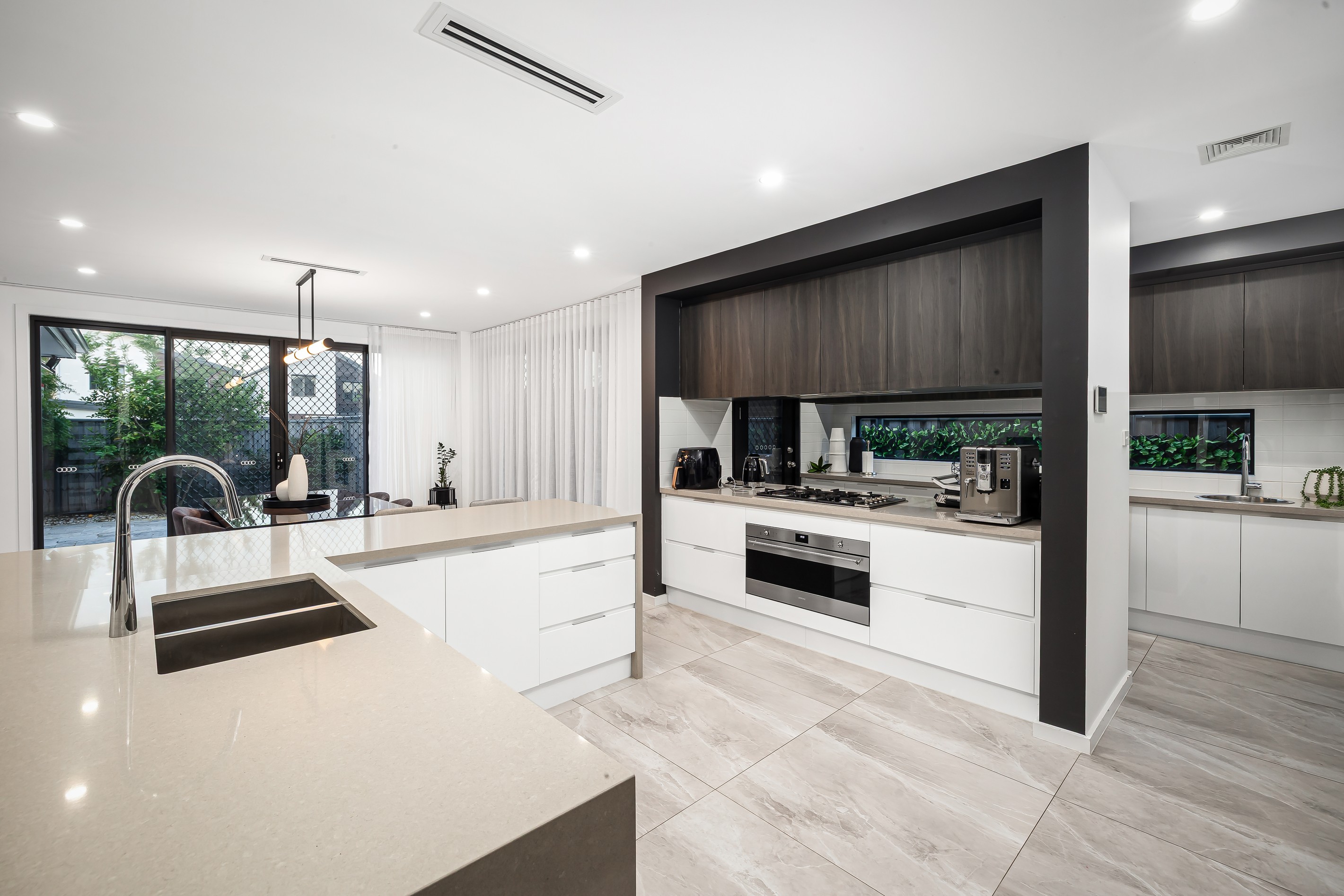 10 Tyee Street (The Gables), Box Hill, NSW 2765