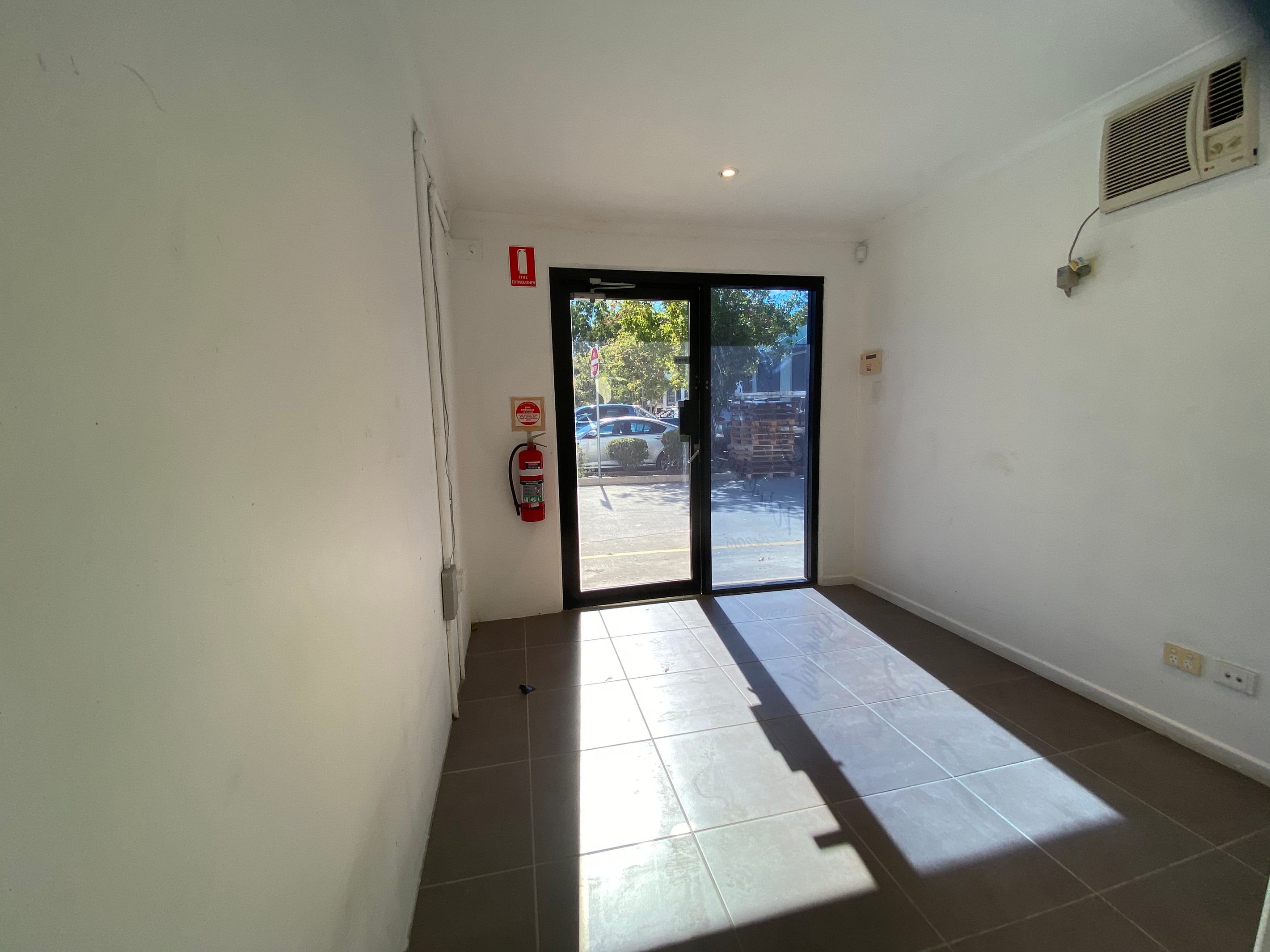 Unit 24/33-43 Meakin Road, Meadowbrook, QLD 4131