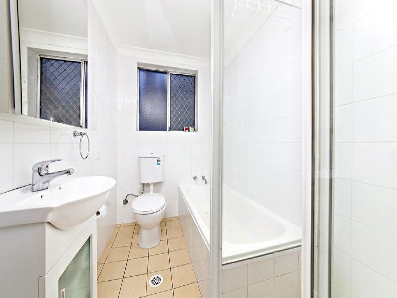 2/90 Alt Street, Ashfield, NSW 2131