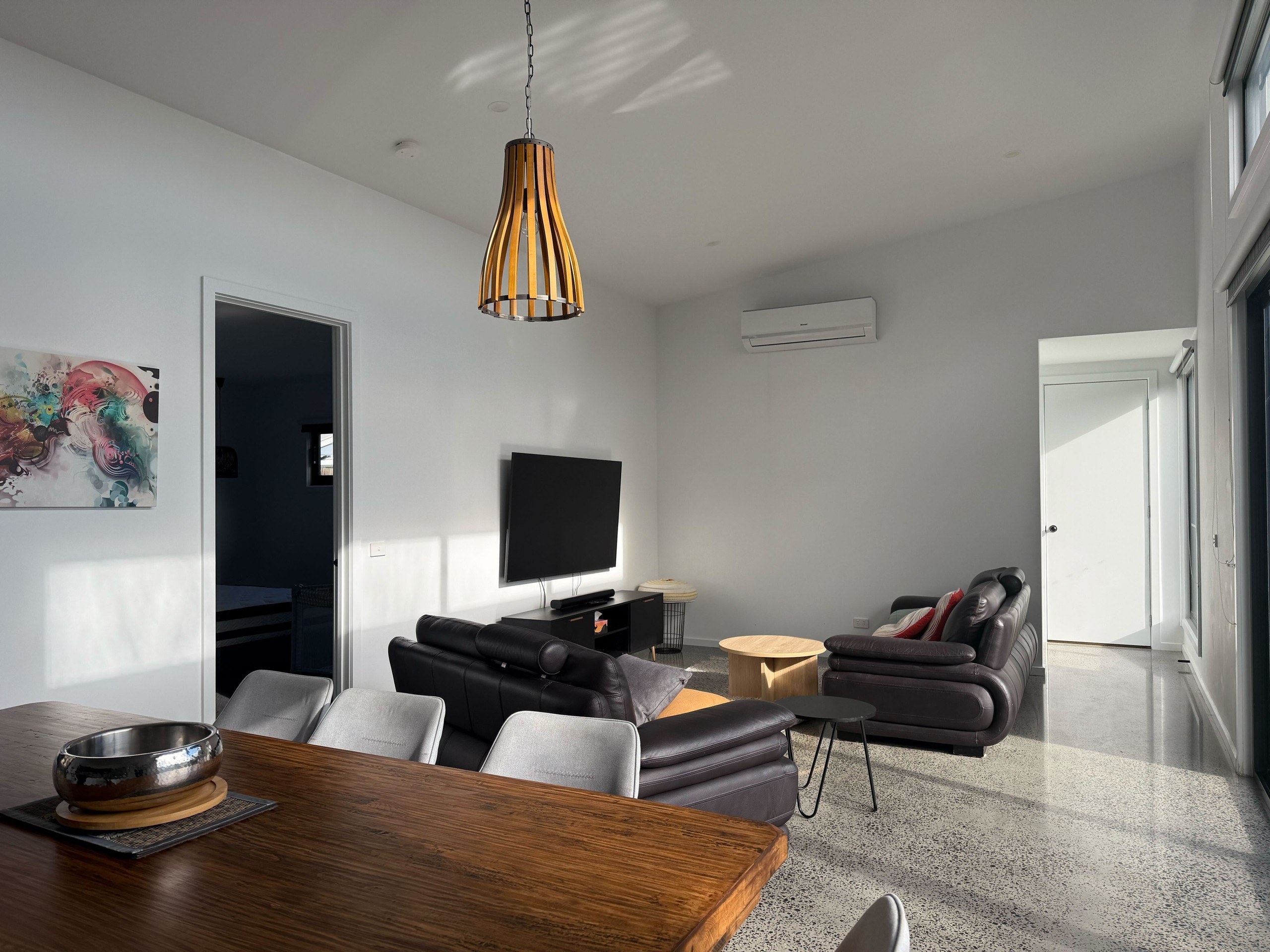 2/11 Wyndham Avenue, Cowes, VIC 3922