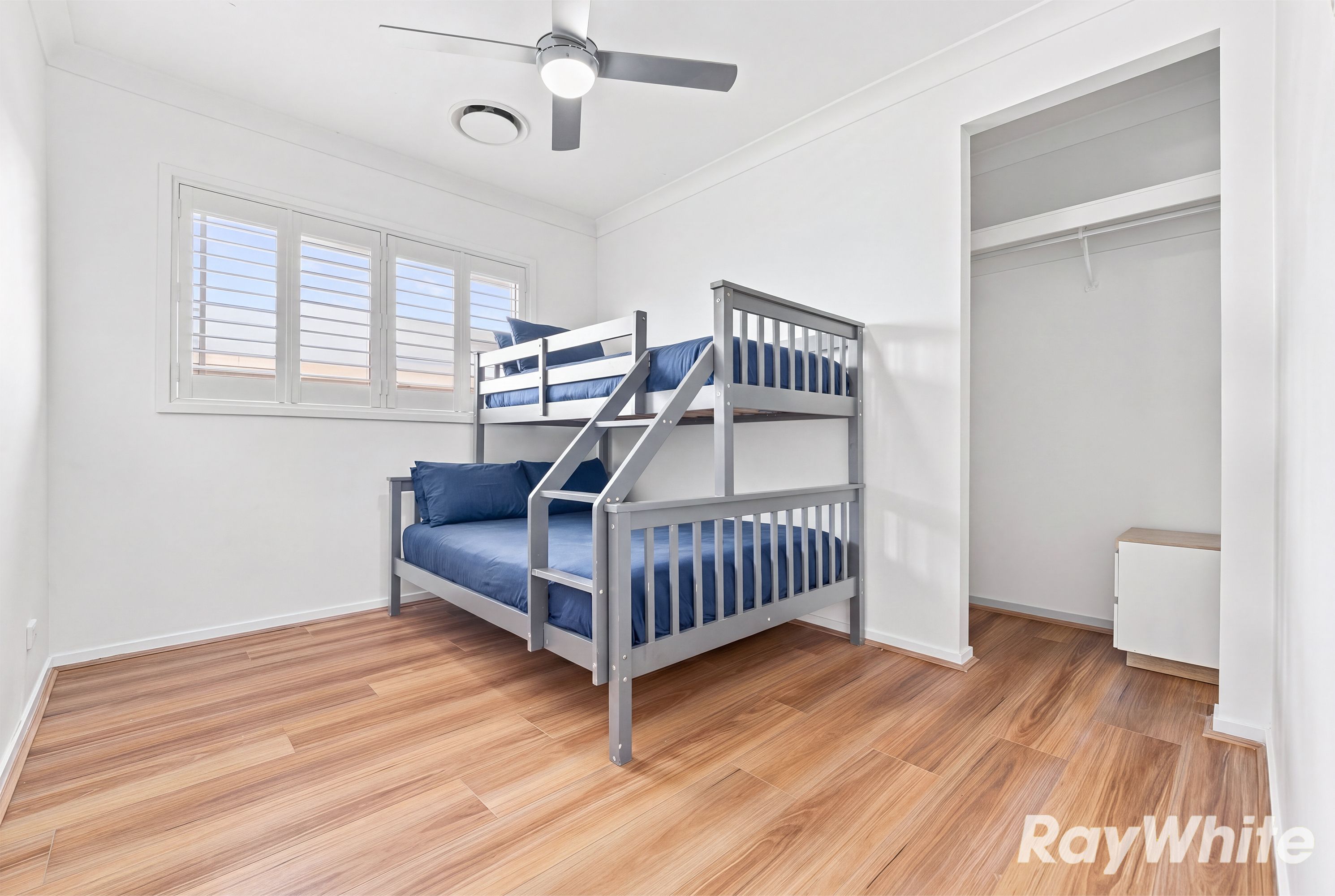 21 Larkin Street — photo 14 of 16