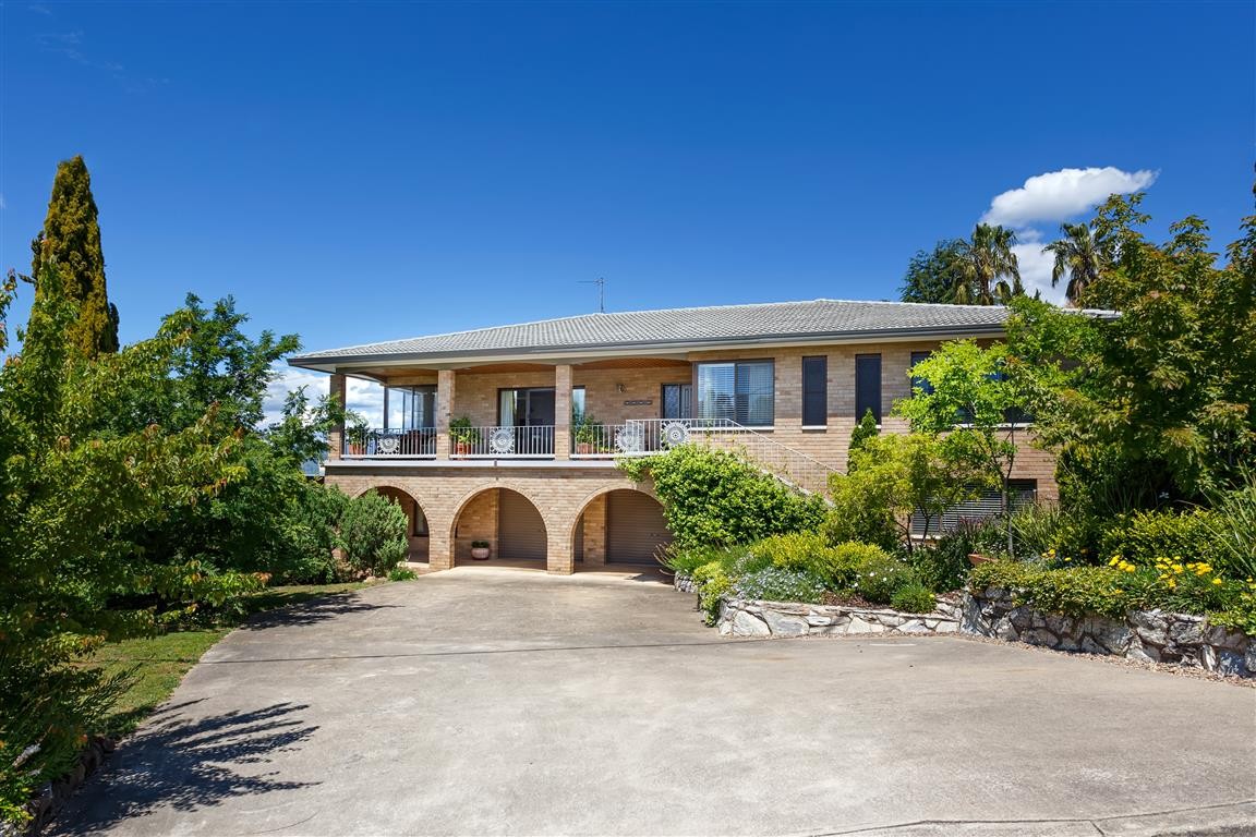 106 Richmond Street, Tumut, NSW 2720