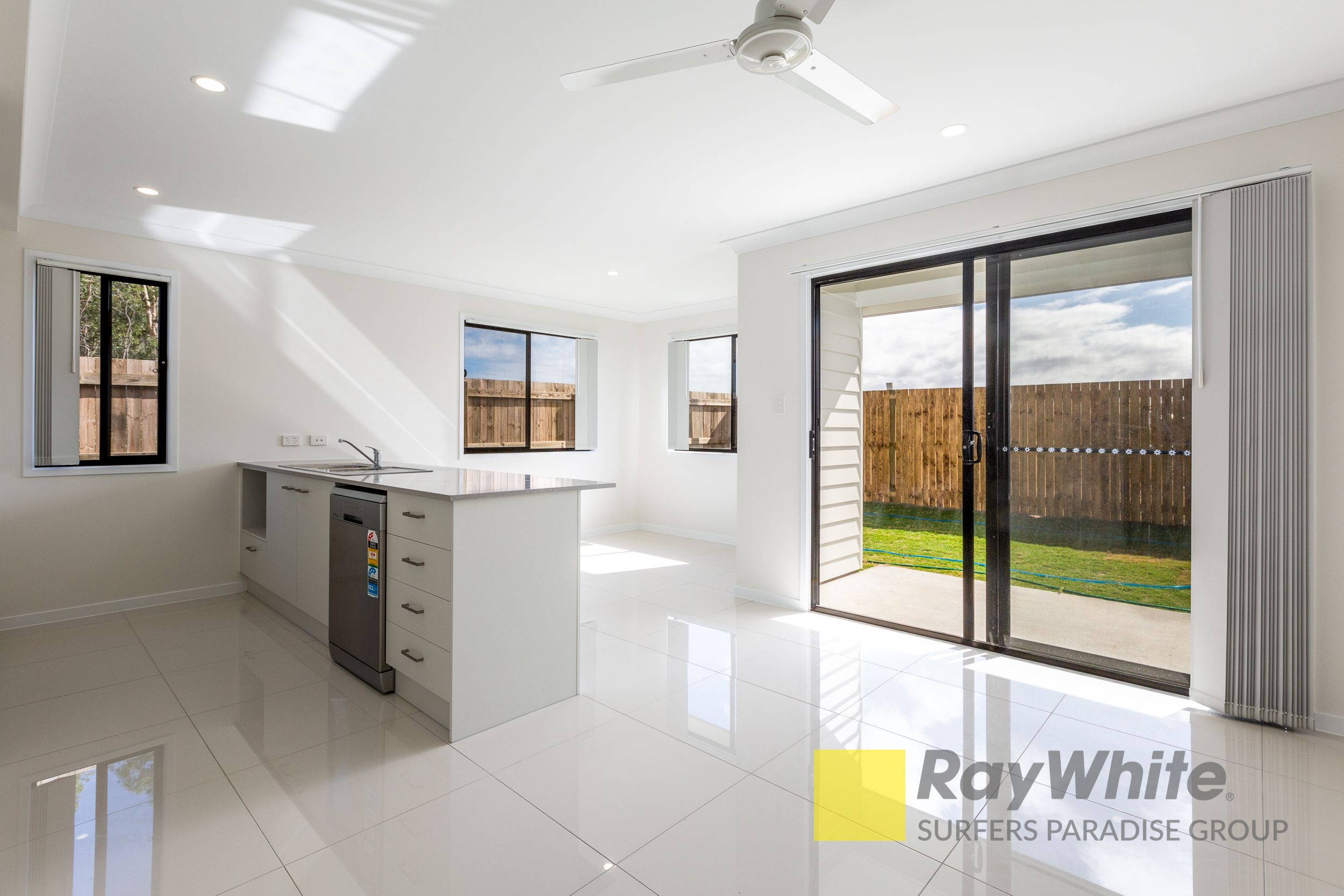 1/37 East Beaumont Road, Park Ridge, QLD 4125