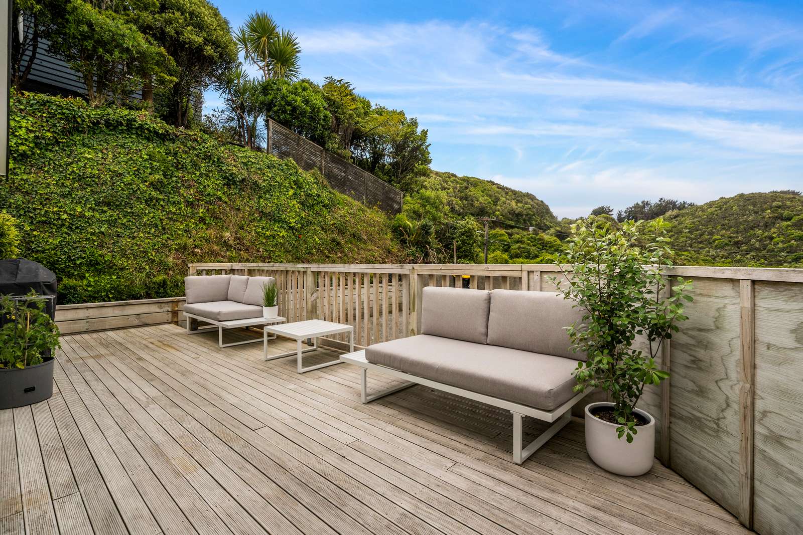 117 Makara Road photo 16