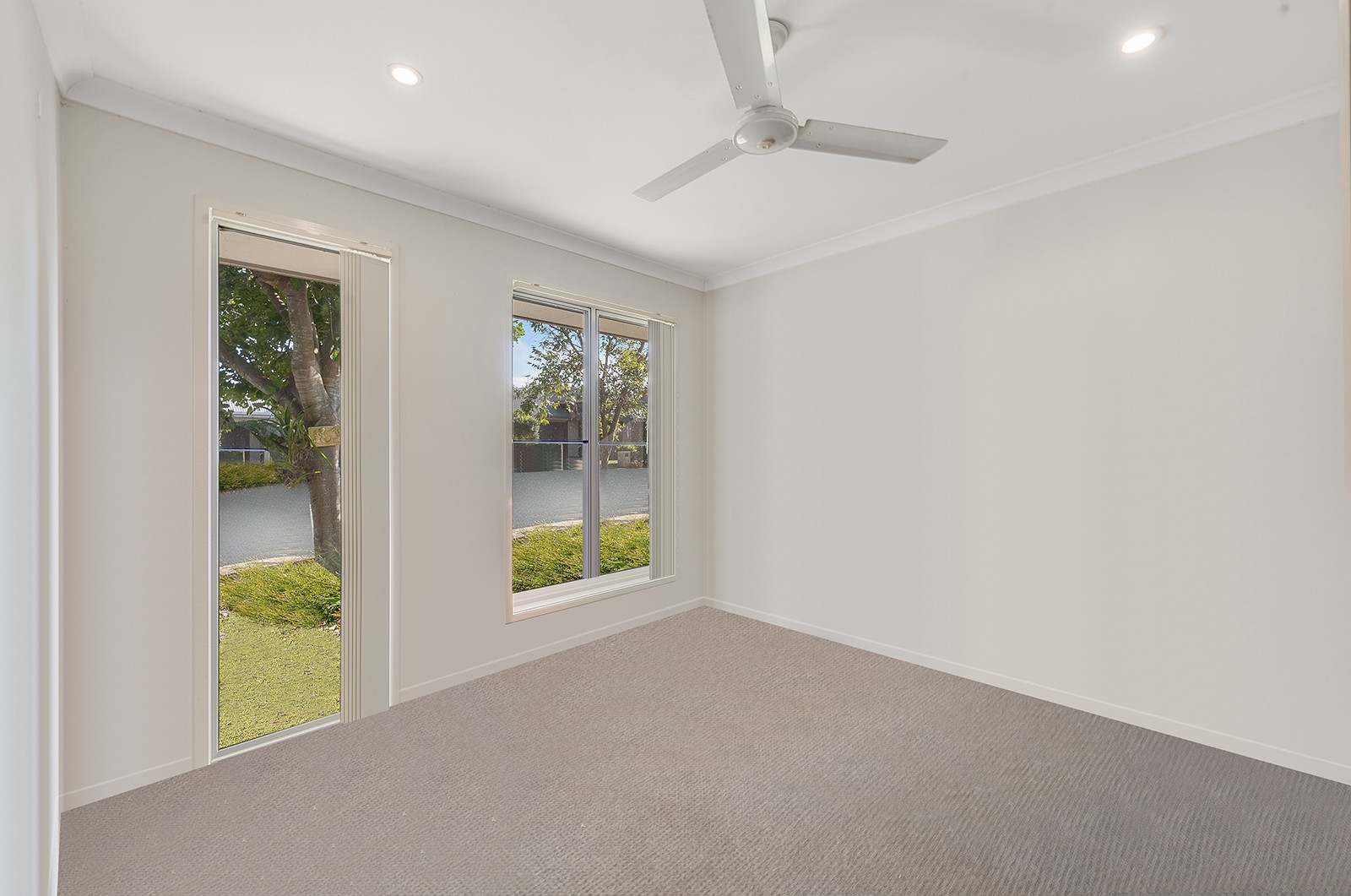 37 Saint Helen Crescent, Warner, QLD 4500