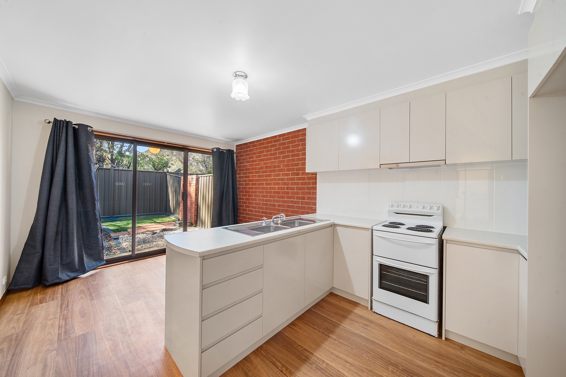 4/1 Bilkurra Street, Queanbeyan West, NSW 2620