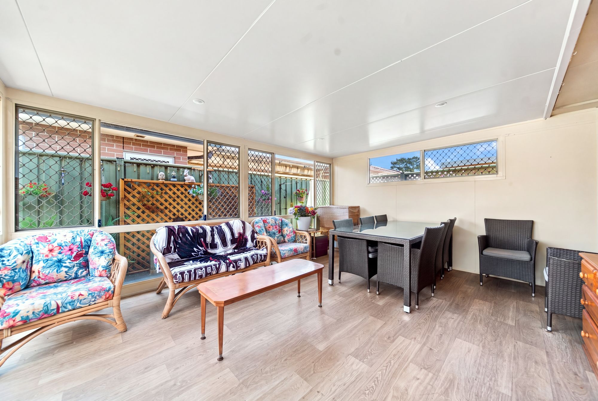 2/33 Edward Street — photo 4 of 12
