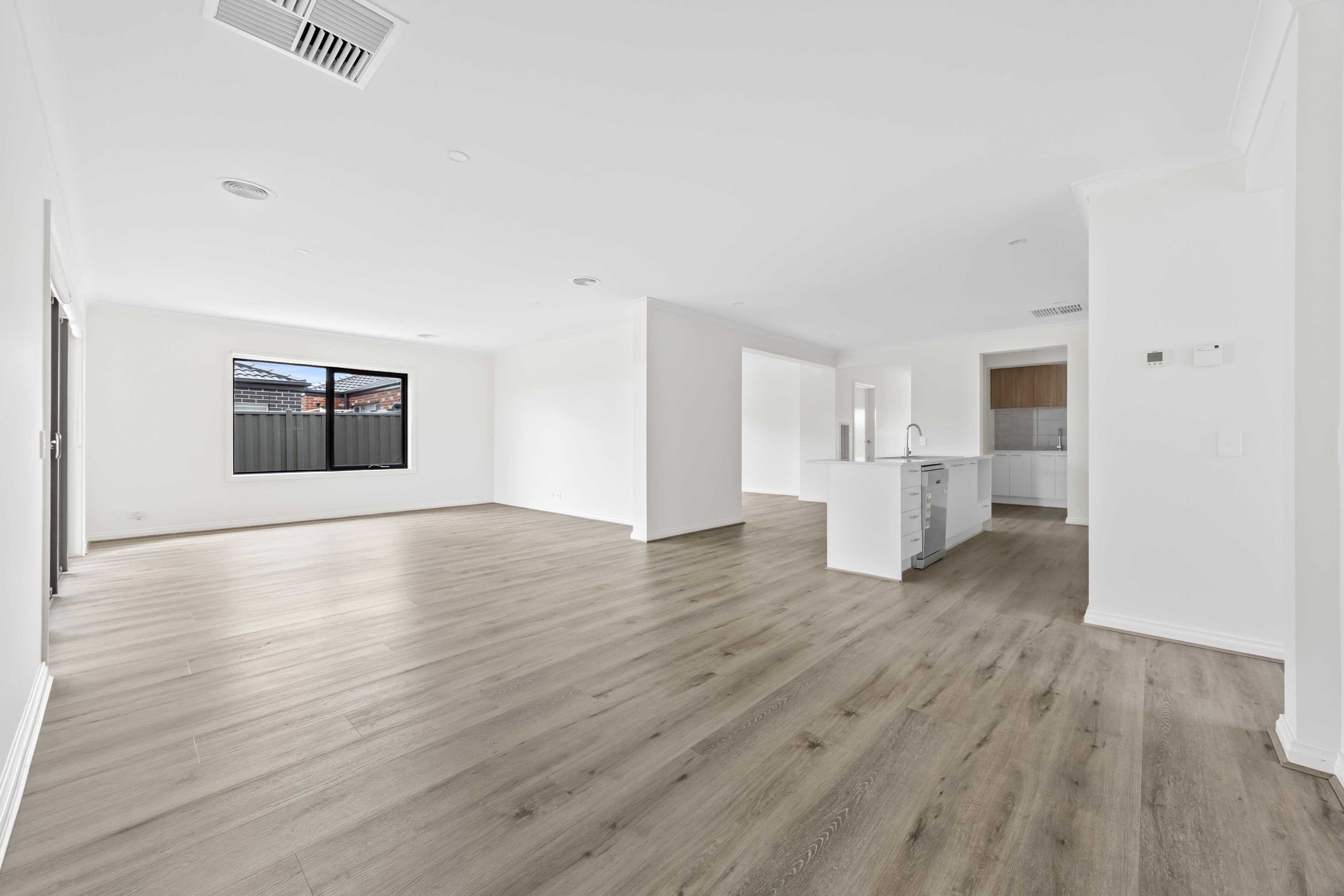 9 McGeachin Street — photo 3 of 15