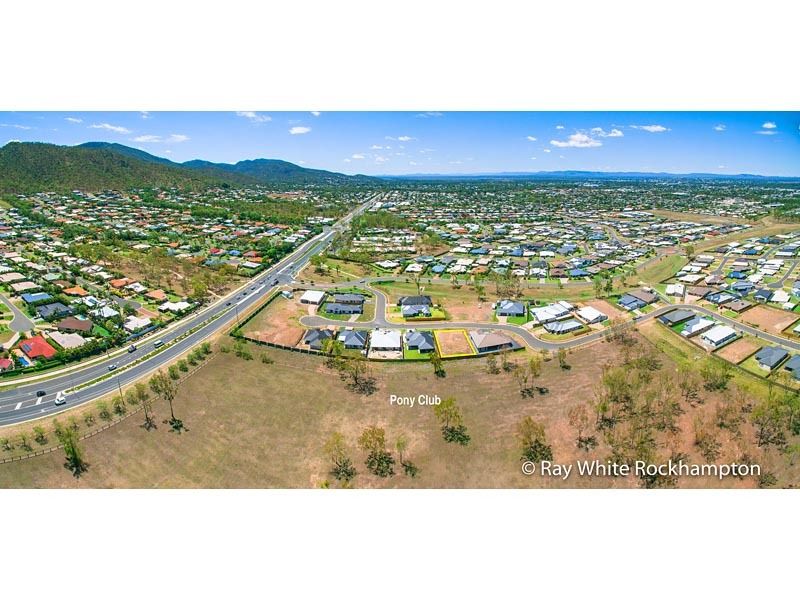 14 Belbowrie Avenue, Norman Gardens, QLD 4701