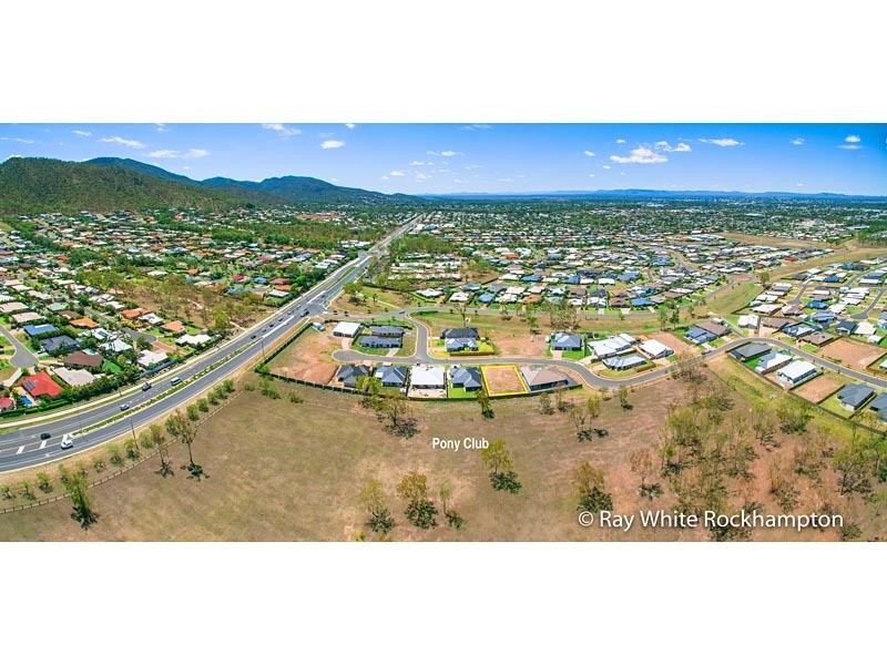14 Belbowrie Avenue, Norman Gardens, QLD 4701