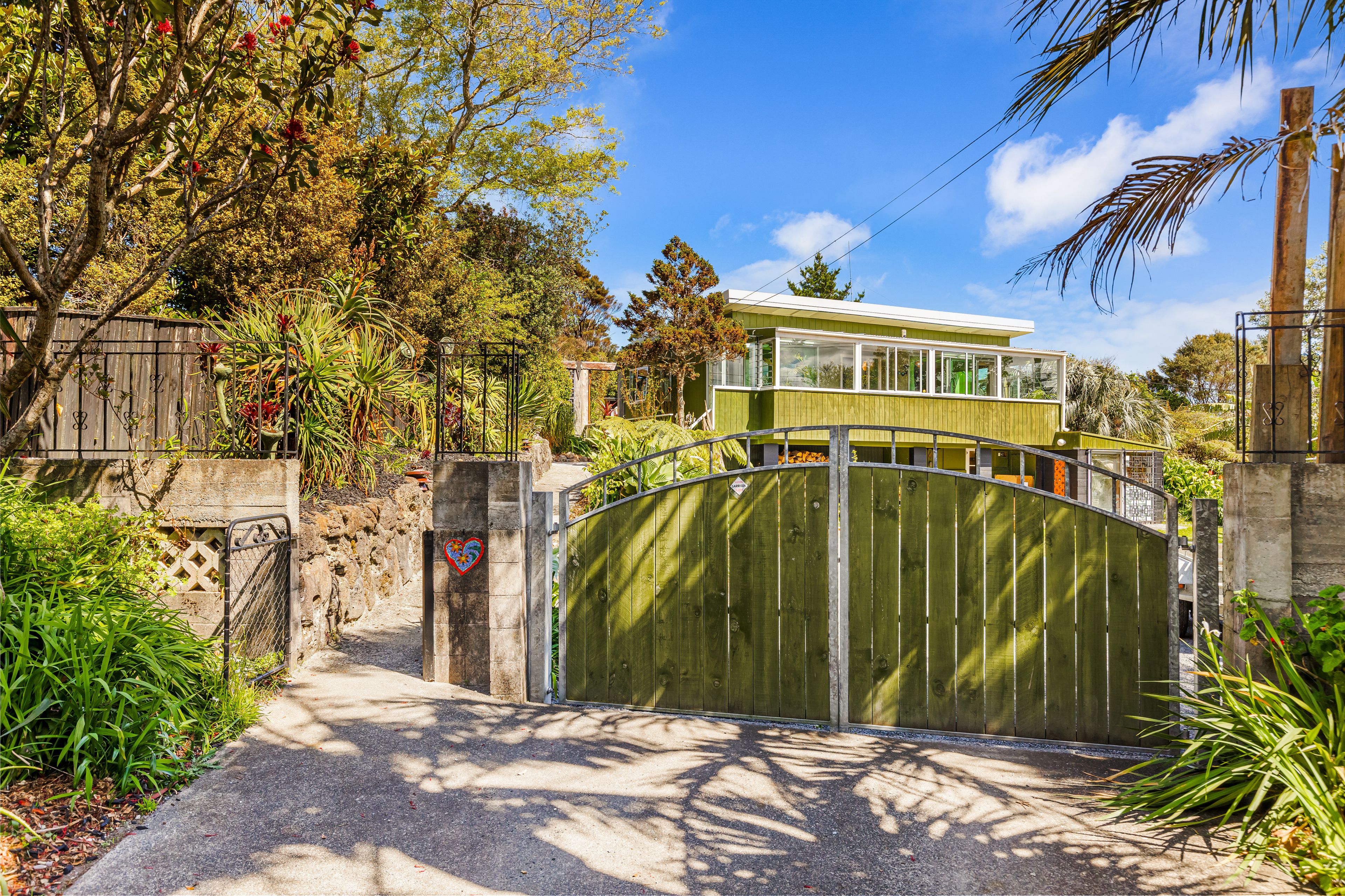 452 Huia Road, Laingholm, Waitakere City