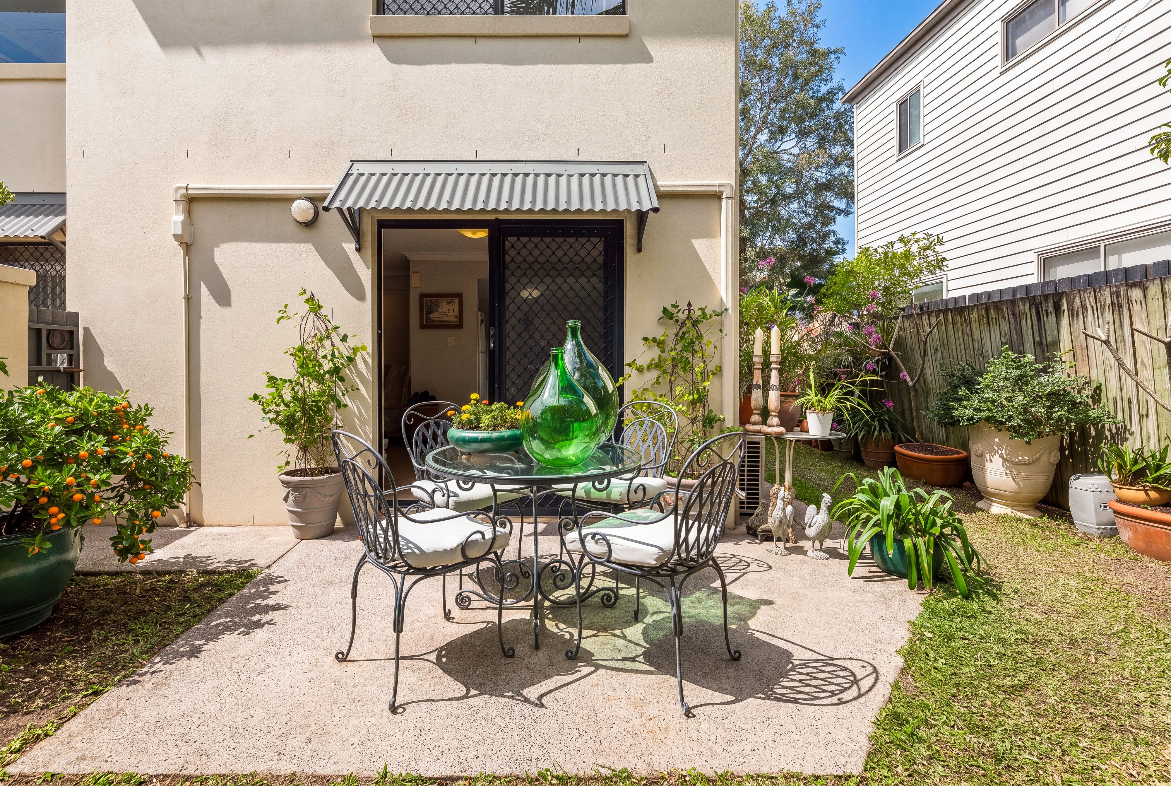 8/11 Barton Road, Hawthorne, QLD 4171