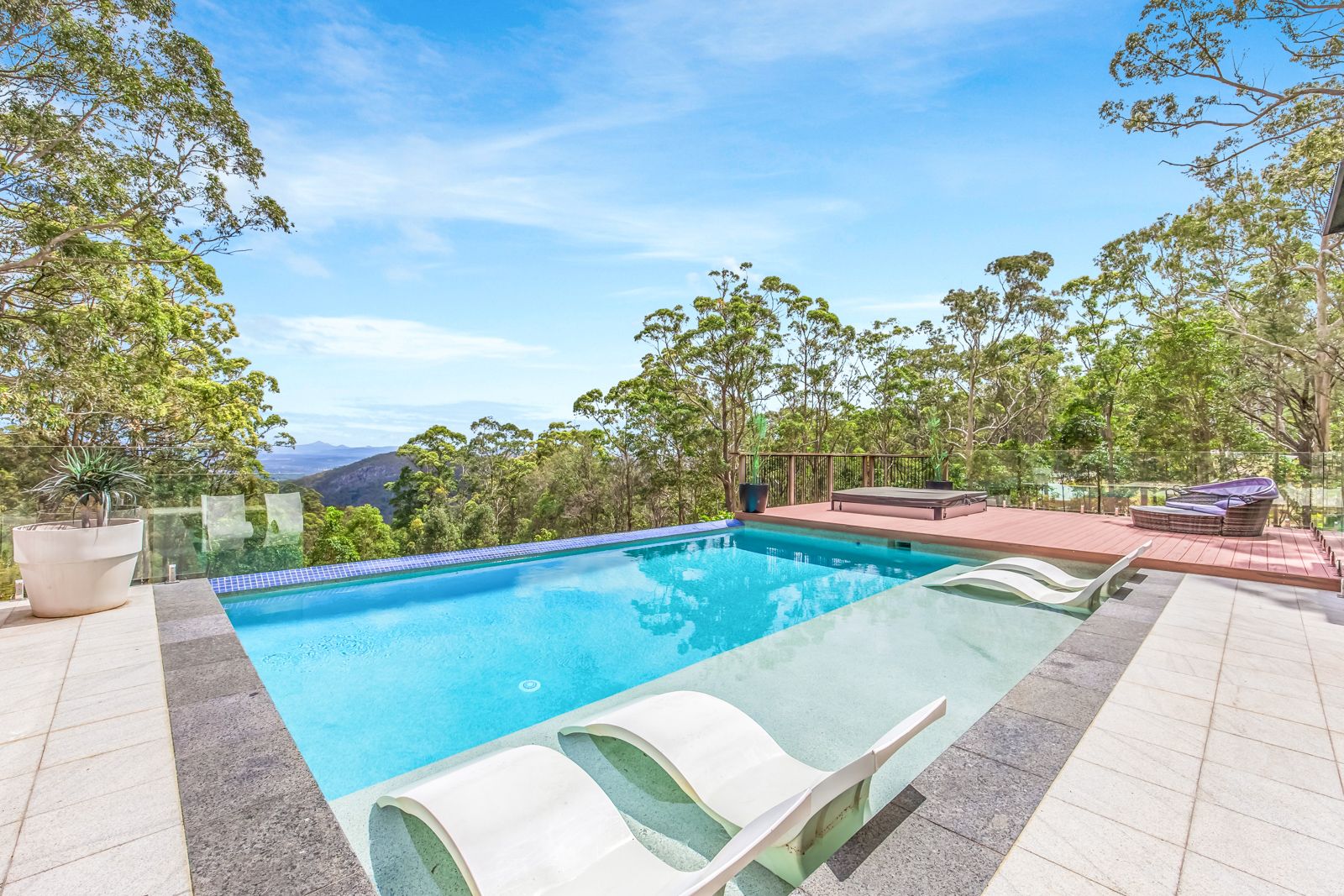 1680 Tamborine Oxenford Road, Wongawallan, QLD 4210
