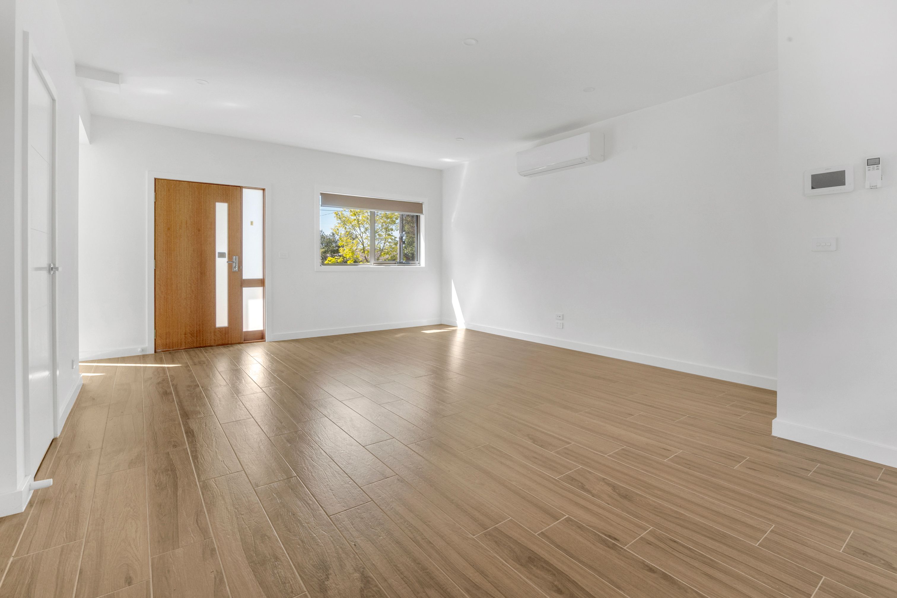 1/17 Shand Road, Reservoir, VIC 3073