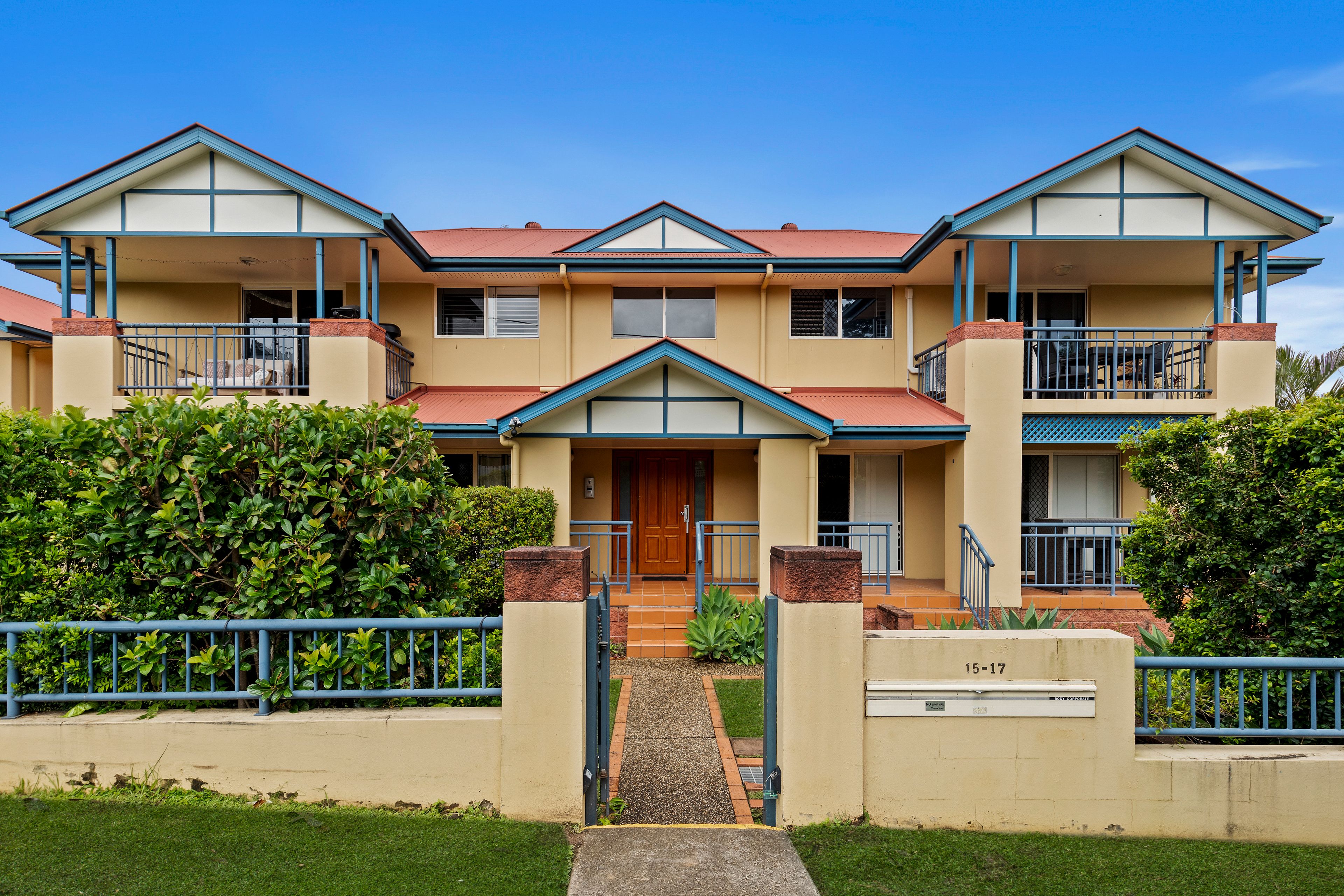 17 Campbell Terrace, Wavell Heights QLD 4012