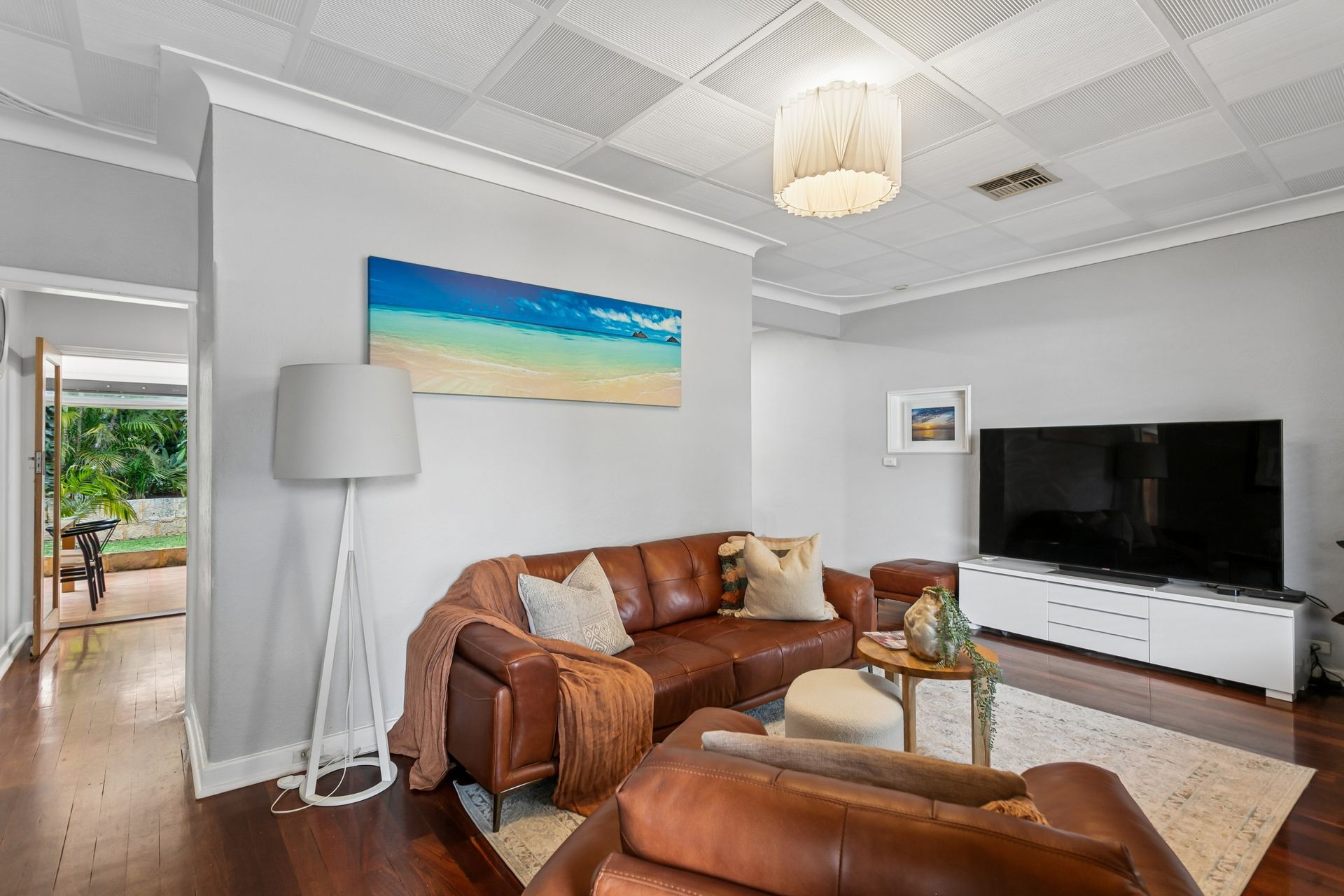 243 Weaponess Road — photo 4 of 20
