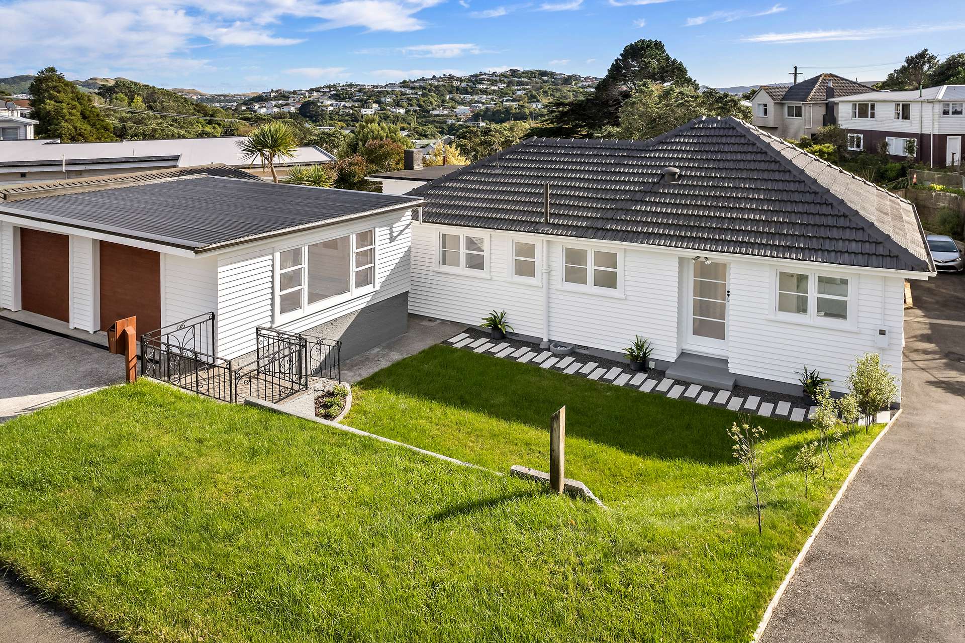 49 Lyndfield Lane photo 0