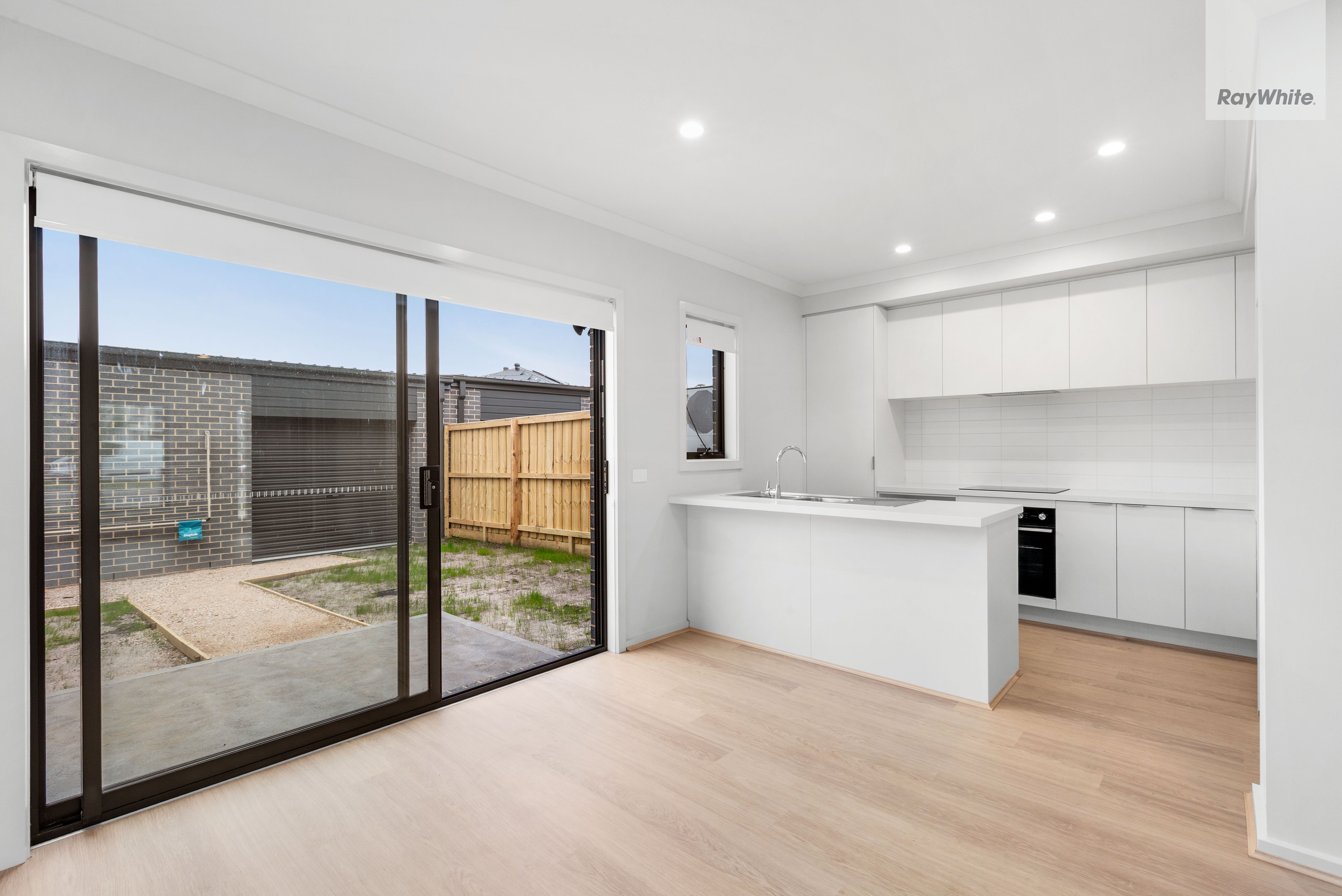 93 Garrong Avenue — photo 6 of 12
