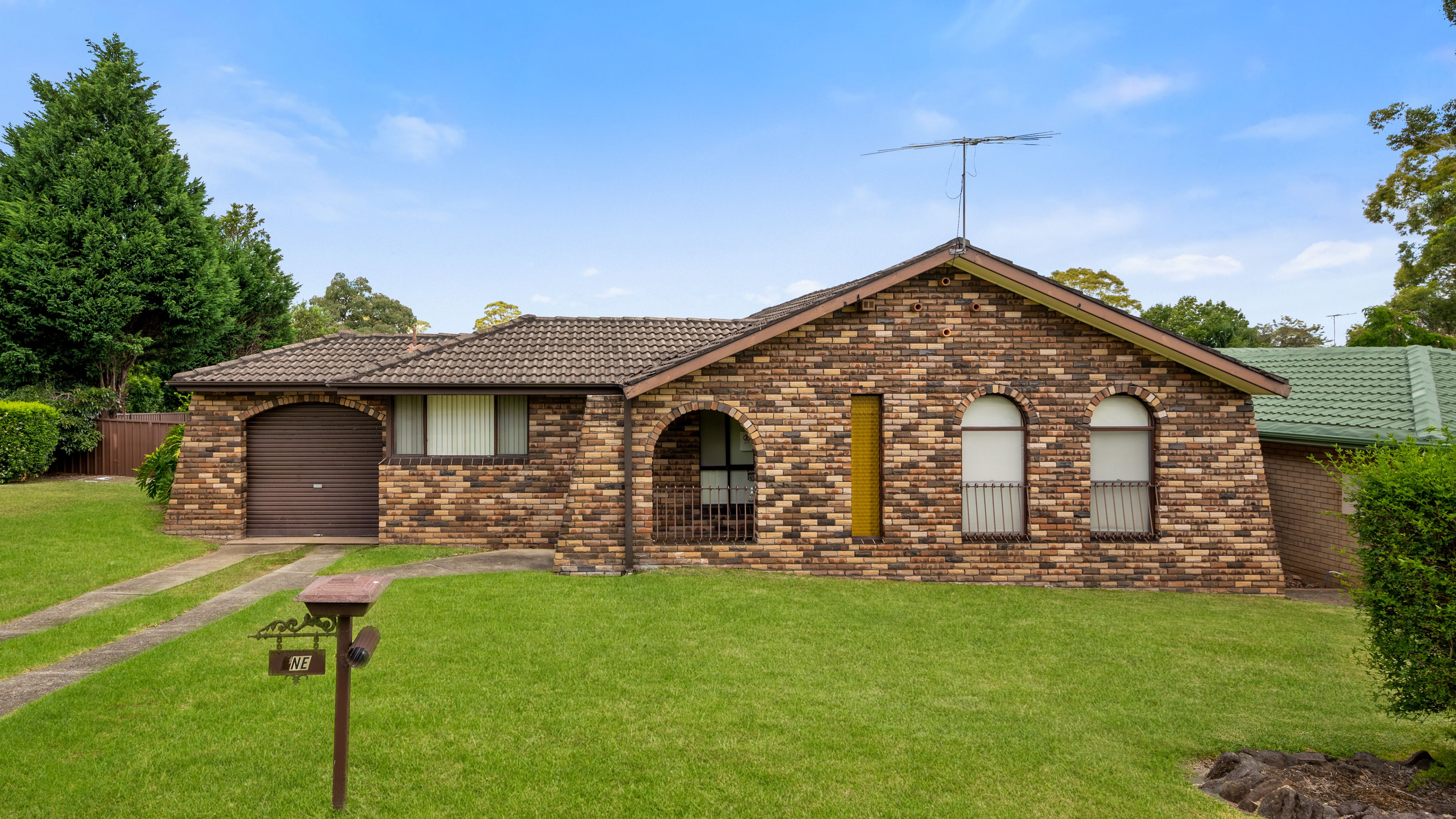 1 Whipbird Avenue, Ingleburn, NSW 2565