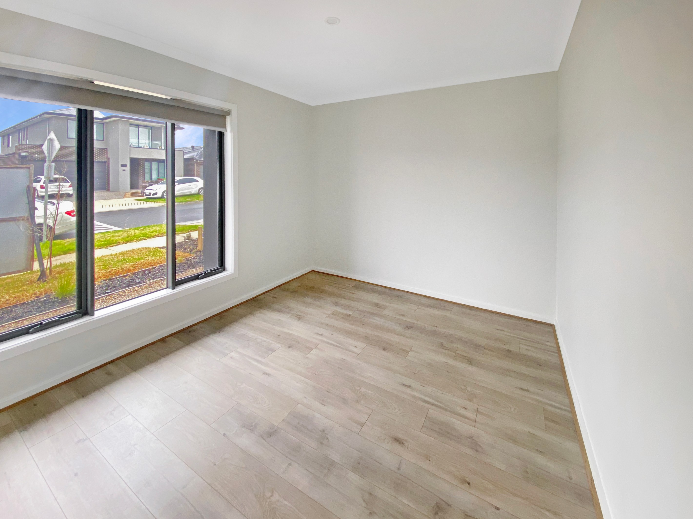 27 Risely Road, Clyde North, VIC 3978