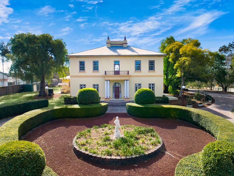 14 Horningsea Park Drive, Horningsea Park, NSW Residential House Sold