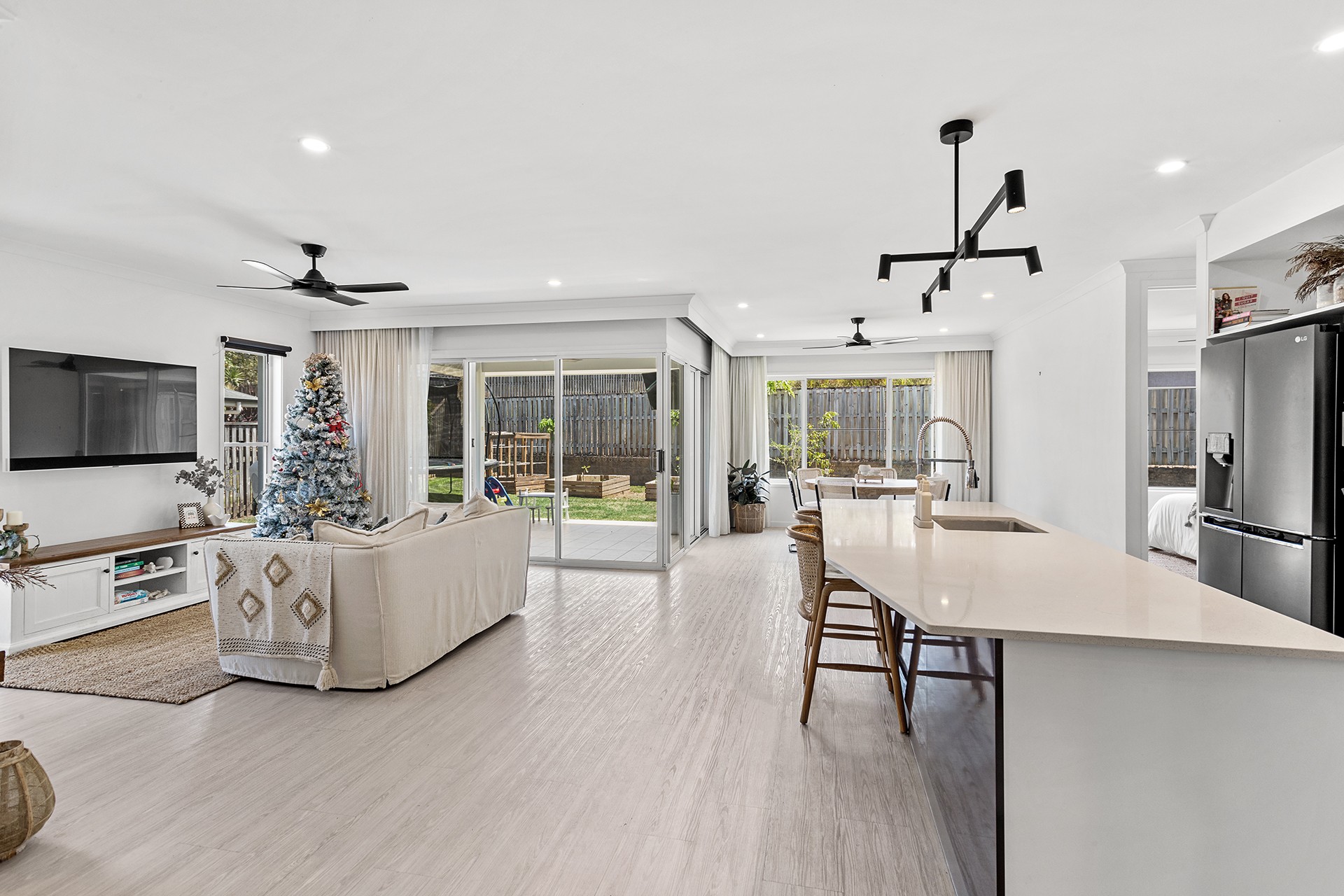 13 Spritsail Crescent, Cannon Valley, QLD 4800