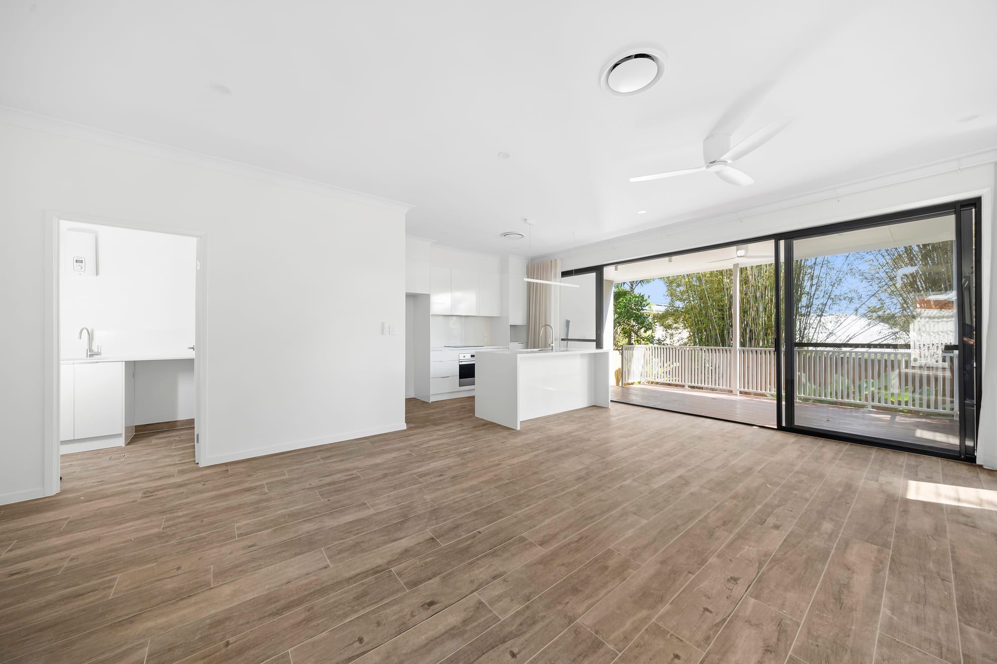 8/12-14 Koolatah Street — photo 3 of 10