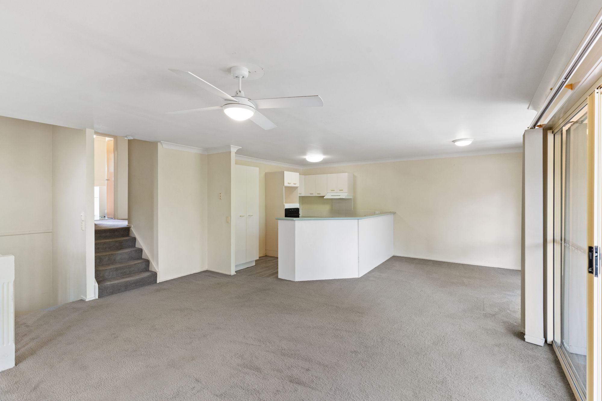 81/31 Simpsons Road — photo 4 of 21