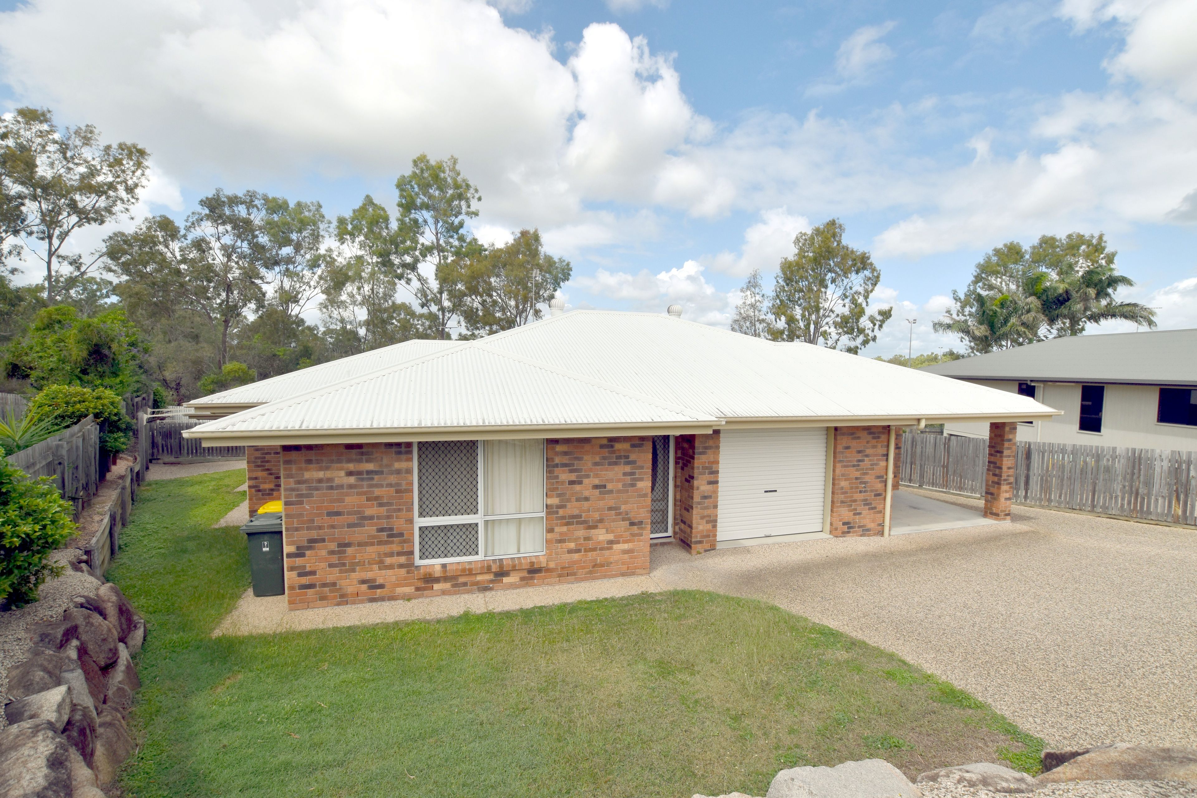1/42 Golf View Drive, Boyne Island, QLD 4680