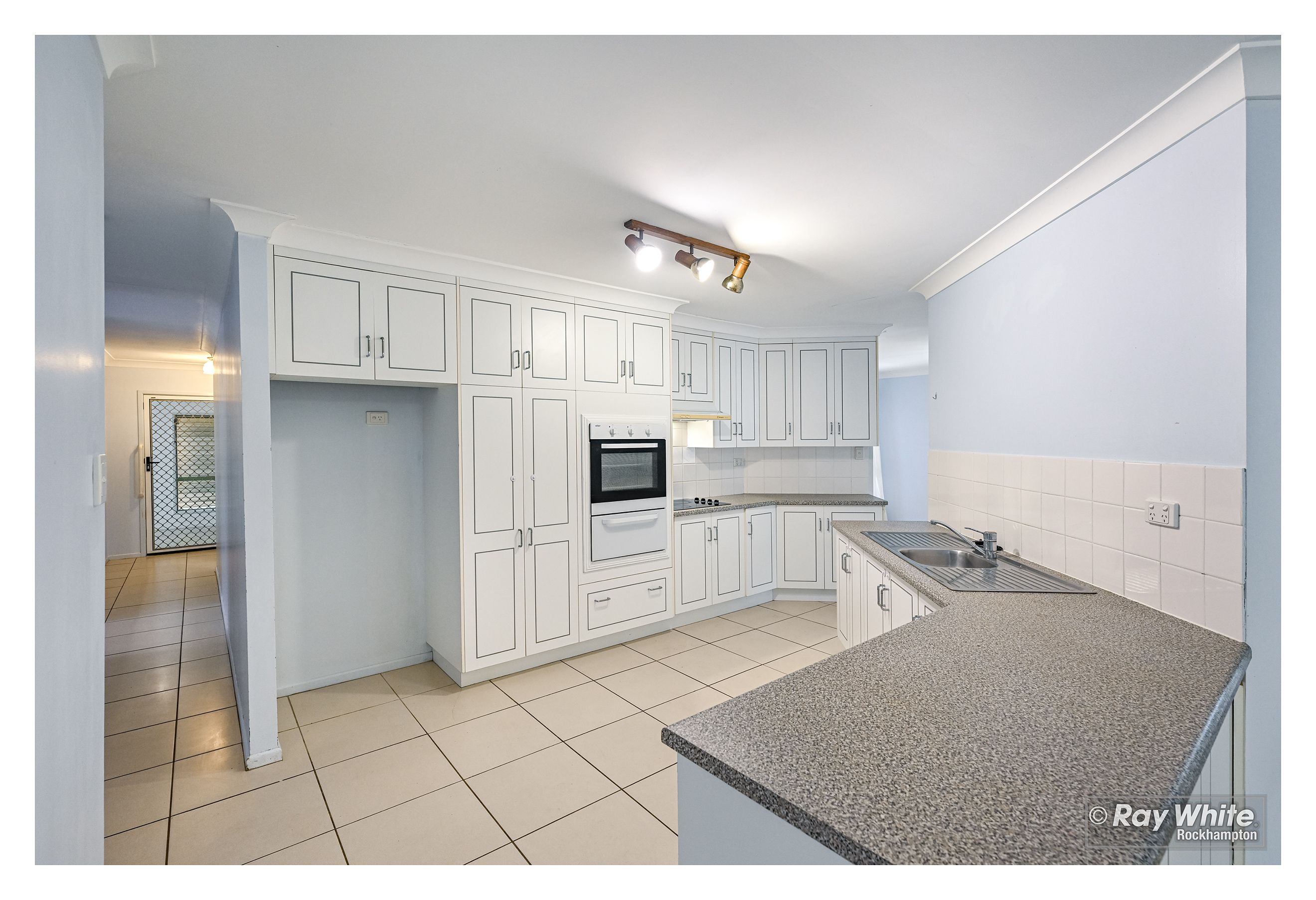 5 Blyth Avenue, Gracemere, QLD 4702