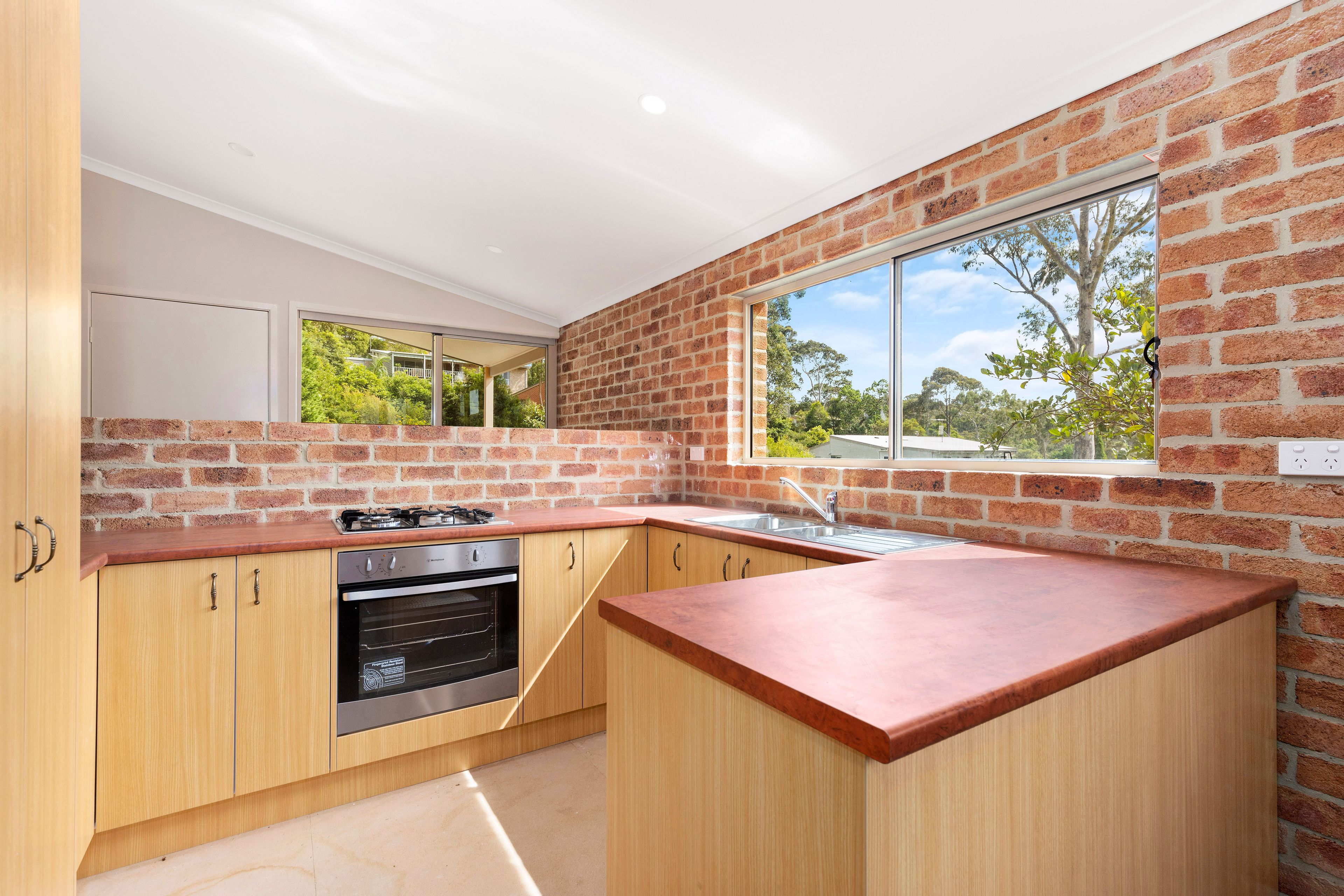 21 Malua Street, Malua Bay, NSW 2536