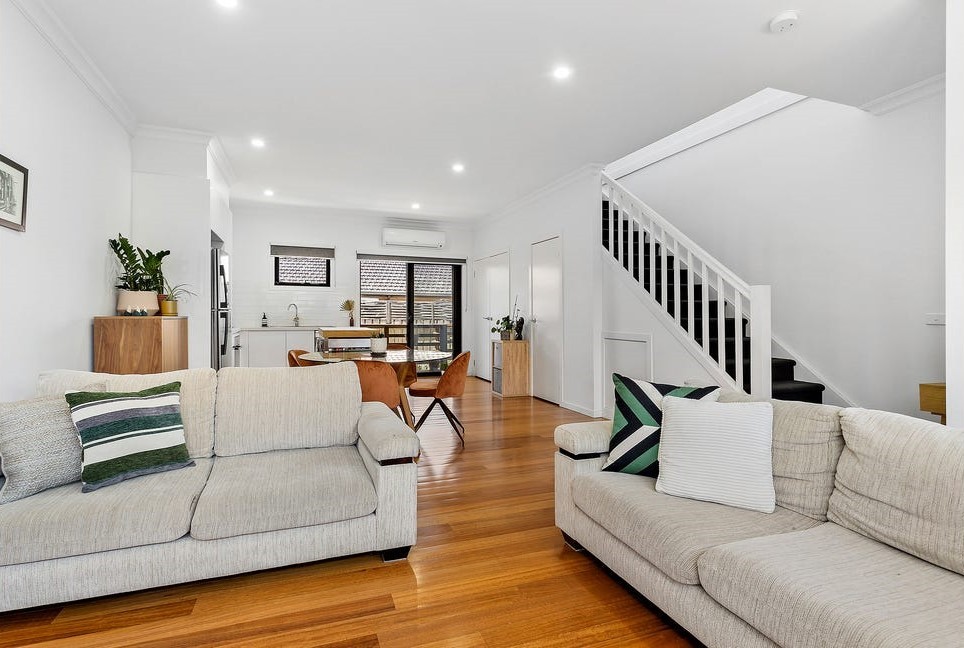 2/71 Broadhurst Avenue, Reservoir, VIC 3073