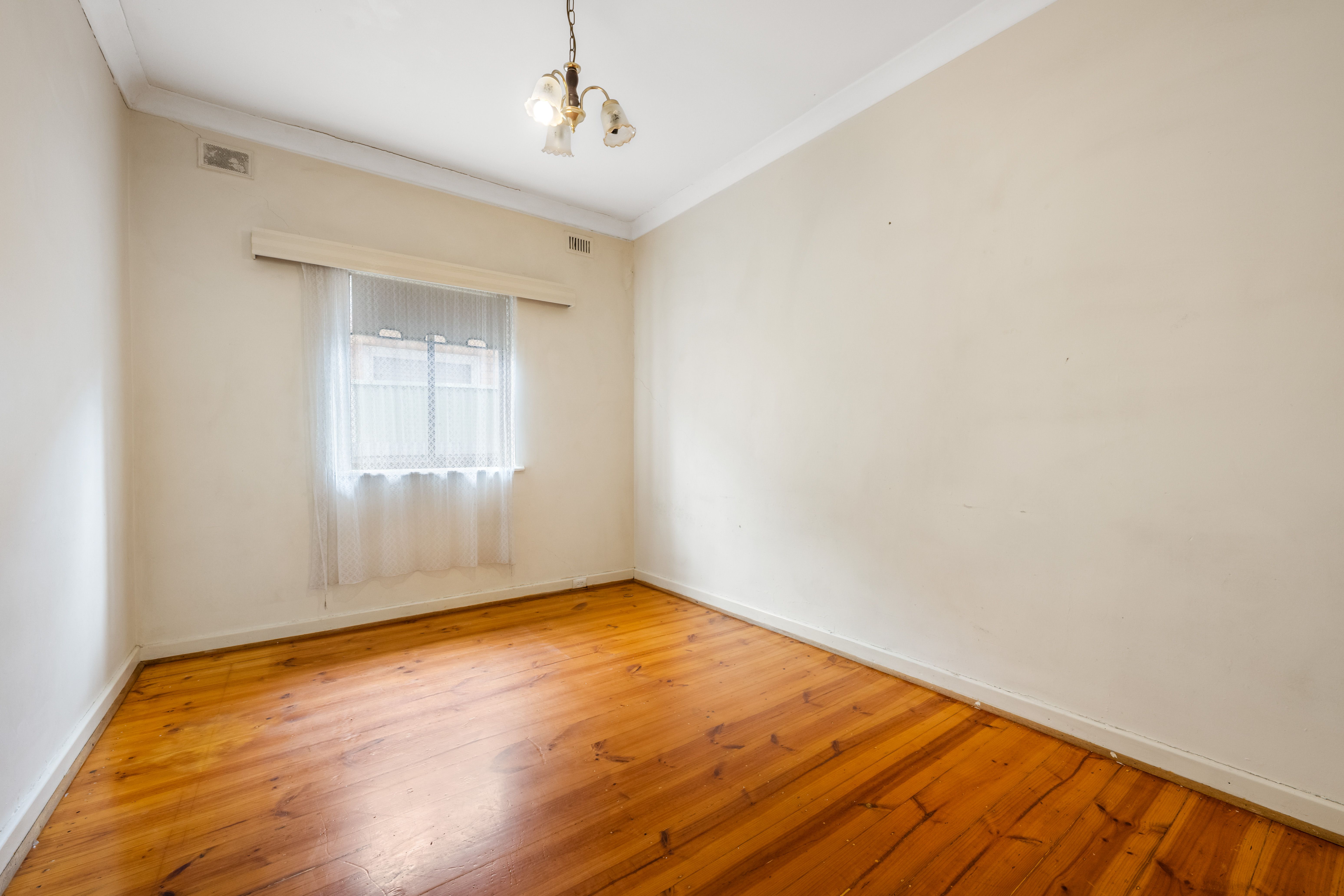11 Packard Avenue — photo 12 of 19