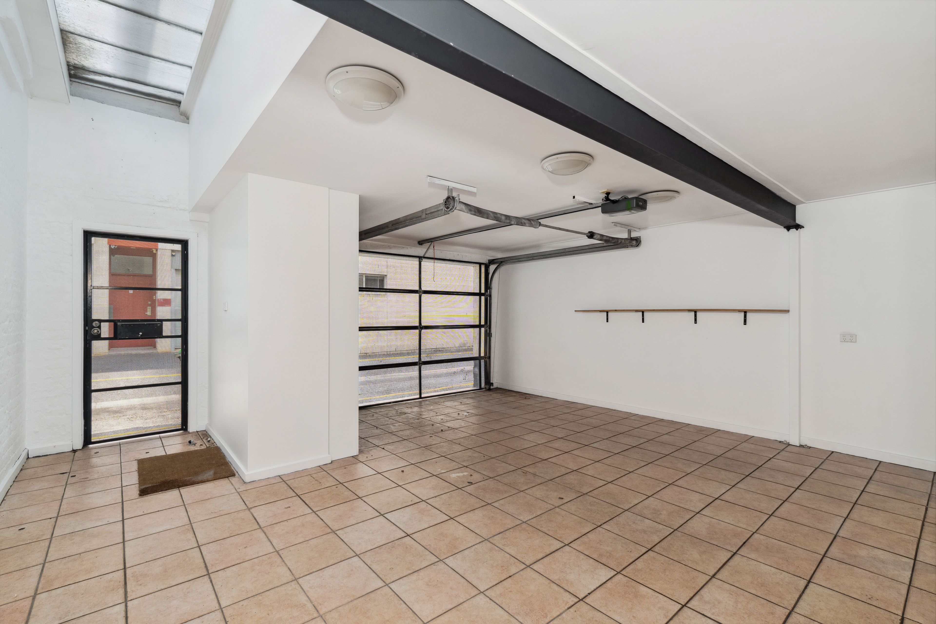 15 Queens Court, Adelaide, SA 5000