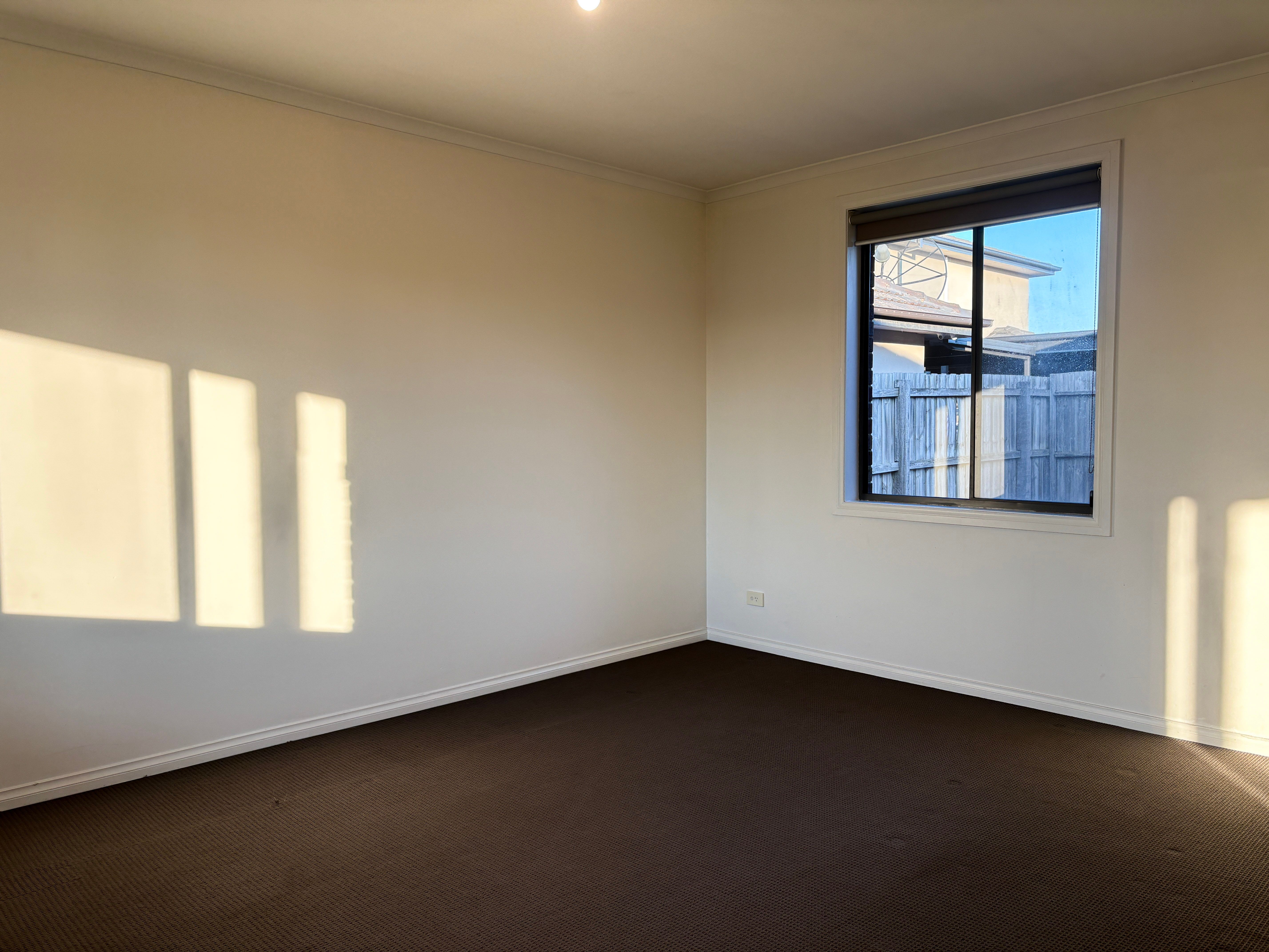 1/40 Dundee Street — photo 6 of 11